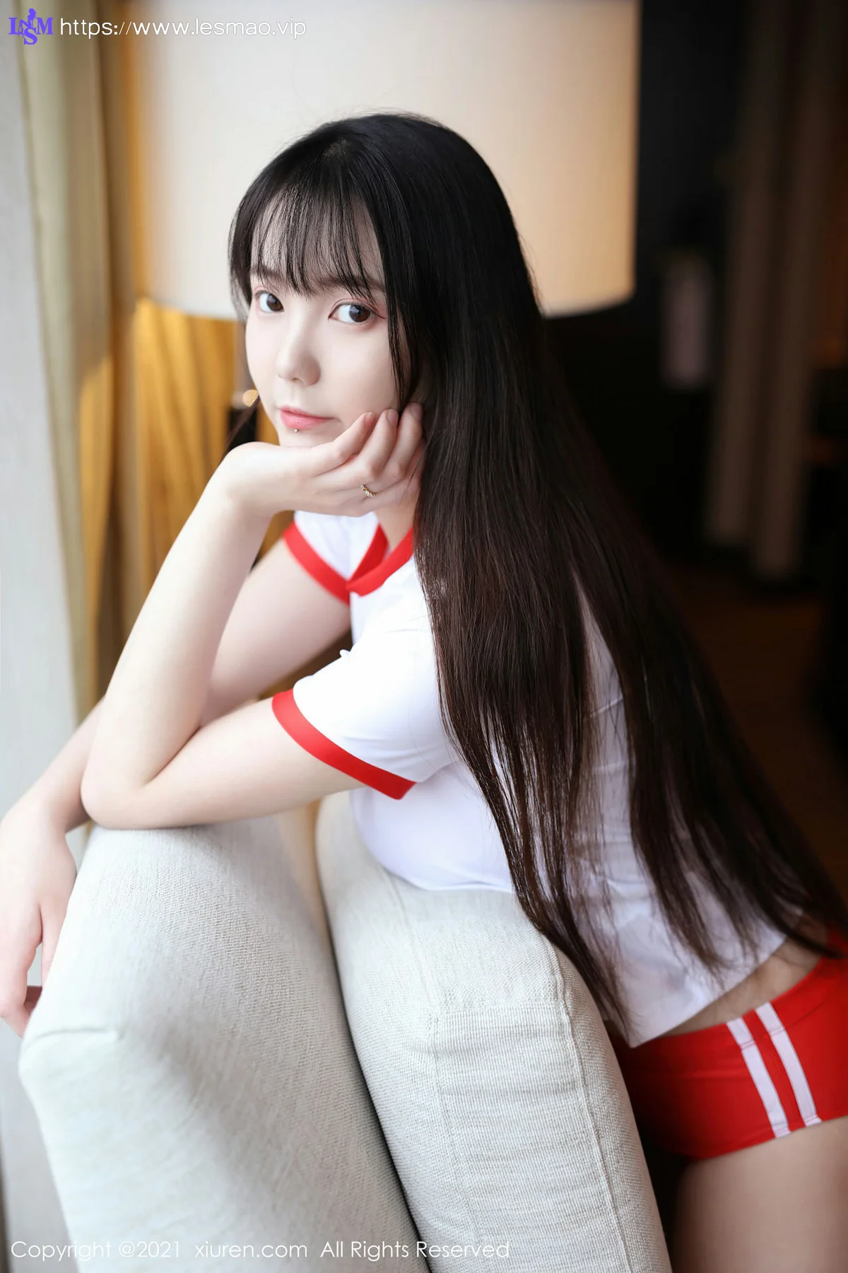 XiuRen 秀人 No.3178   揉揉肉肉 JK制服蕾丝袜真空系列 - 27
