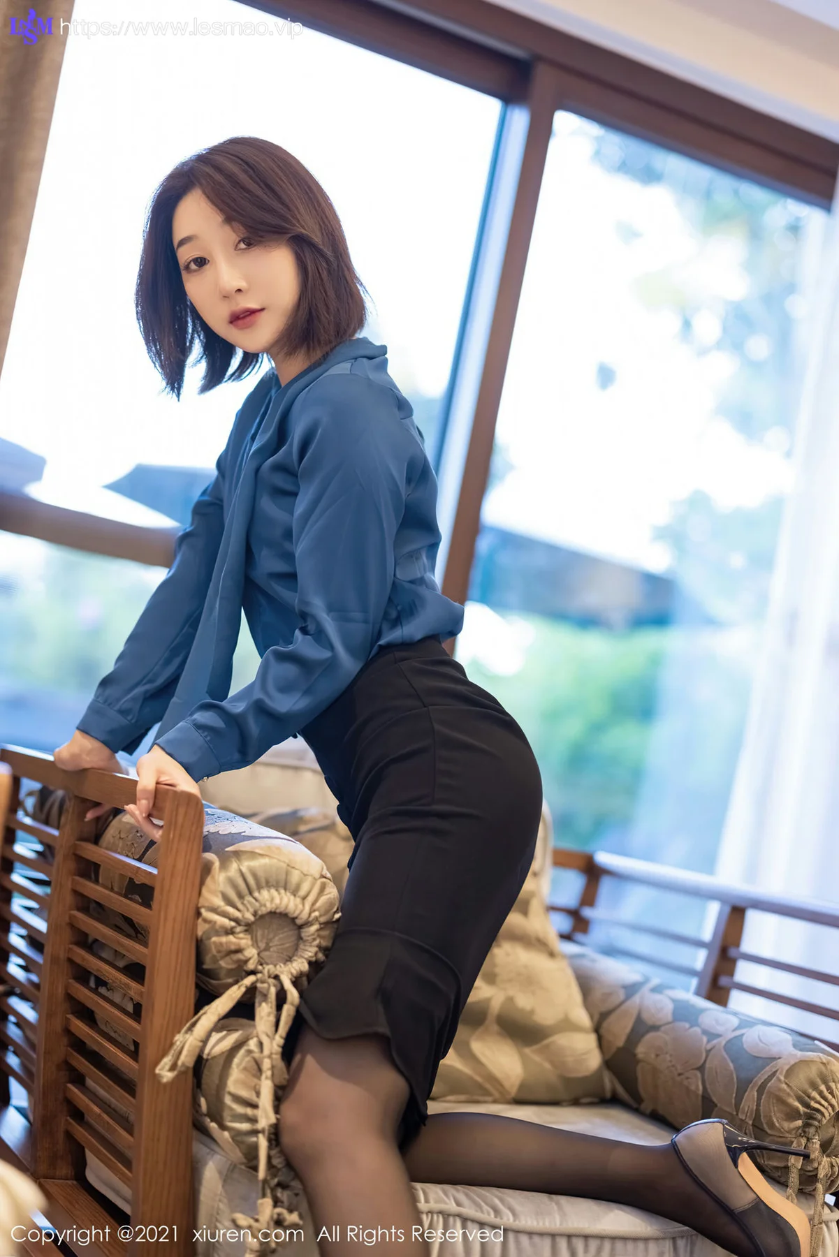 XiuRen 秀人 No.3182  职场秘书OL系列 九月生__  性感写真 - 18