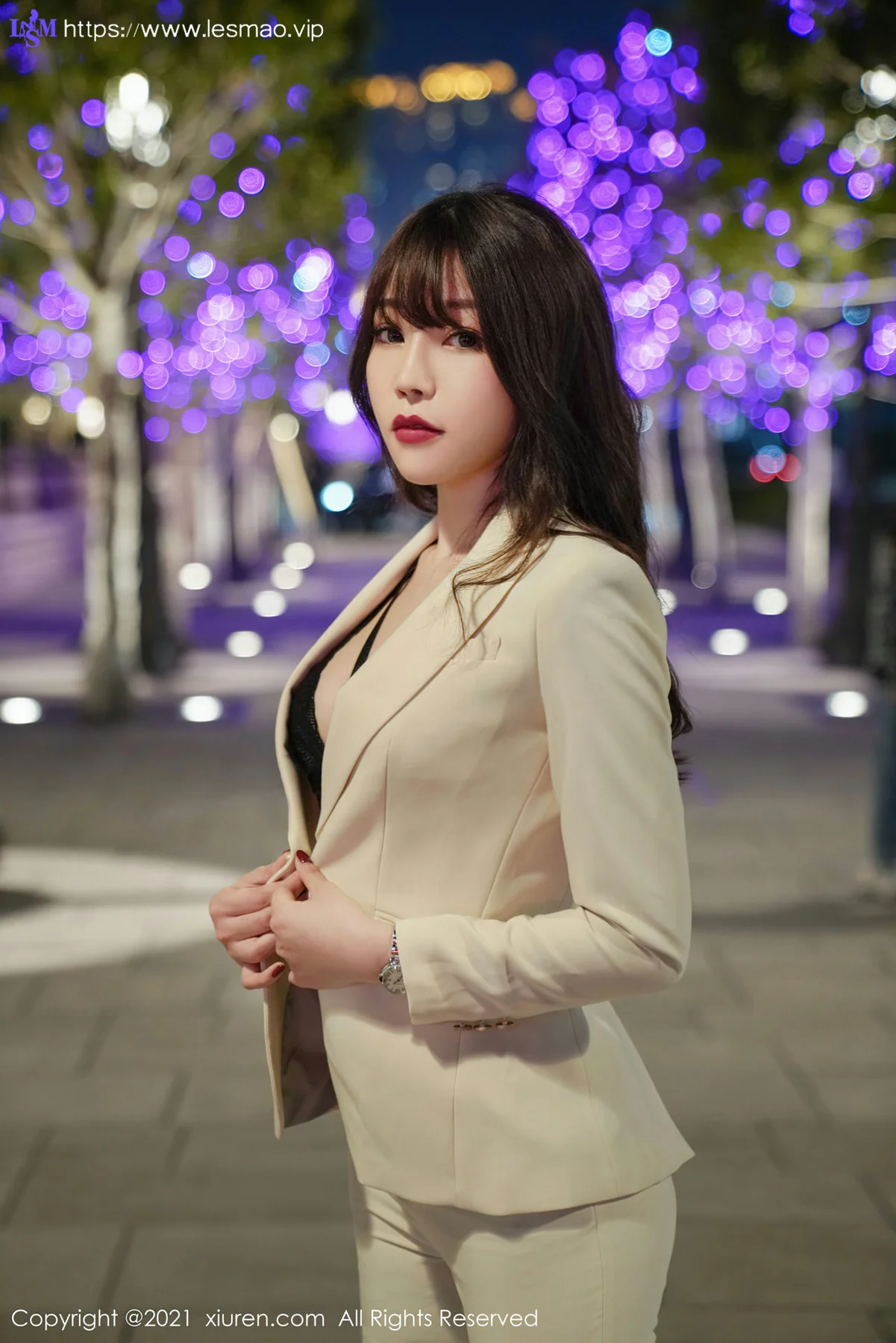 XiuRen 秀人 No.3195  剧情主题手法拍摄 芝芝Booty 澳门旅拍 - 19
