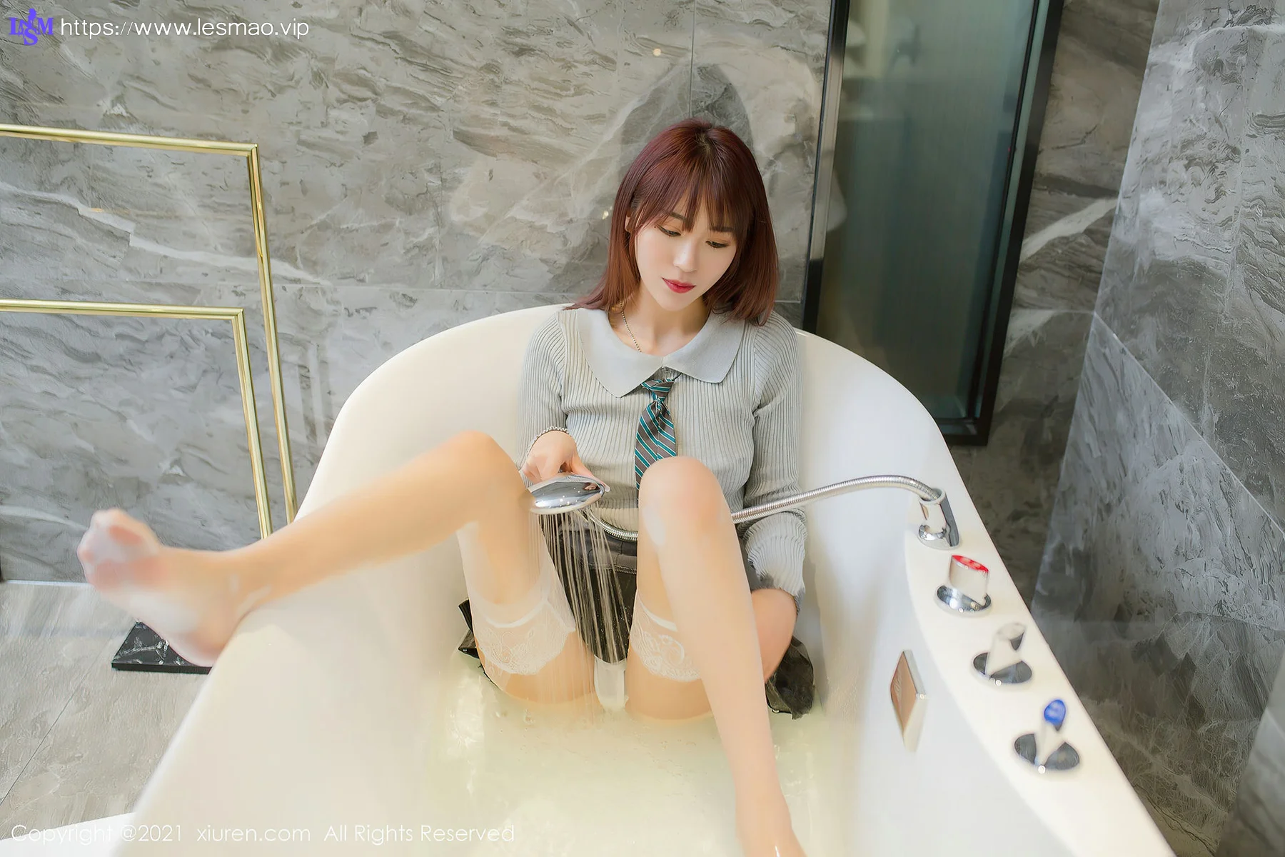 XiuRen 秀人 No.3199  湿身JK制服系列 周慕汐baby 性感写真 - 21