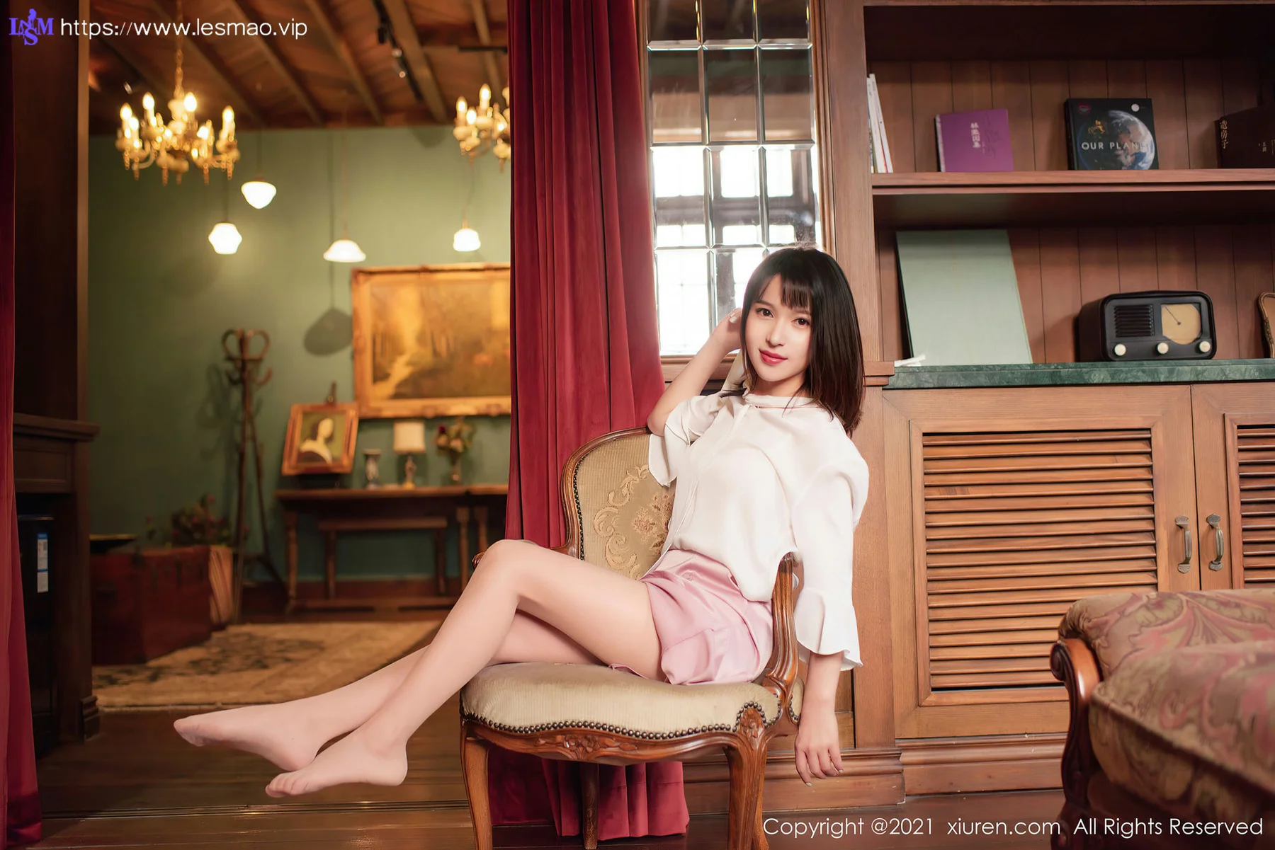 XiuRen 秀人 No.3205 风情万种小妖精 赵万灵 第二套写真 - 14