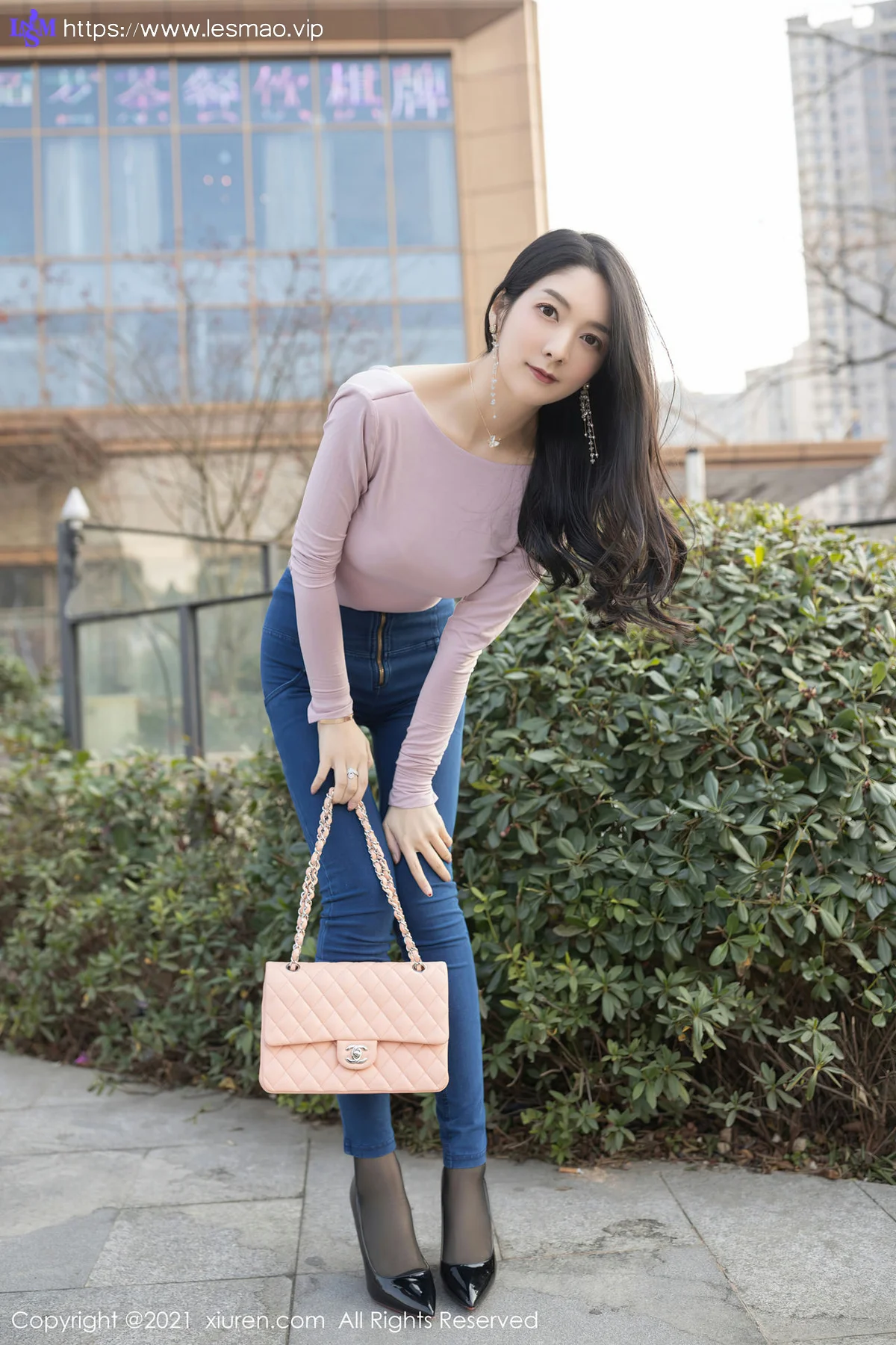 XiuRen 秀人 No.3227 尾随的视觉角度  Angela00 性感写真 - 11