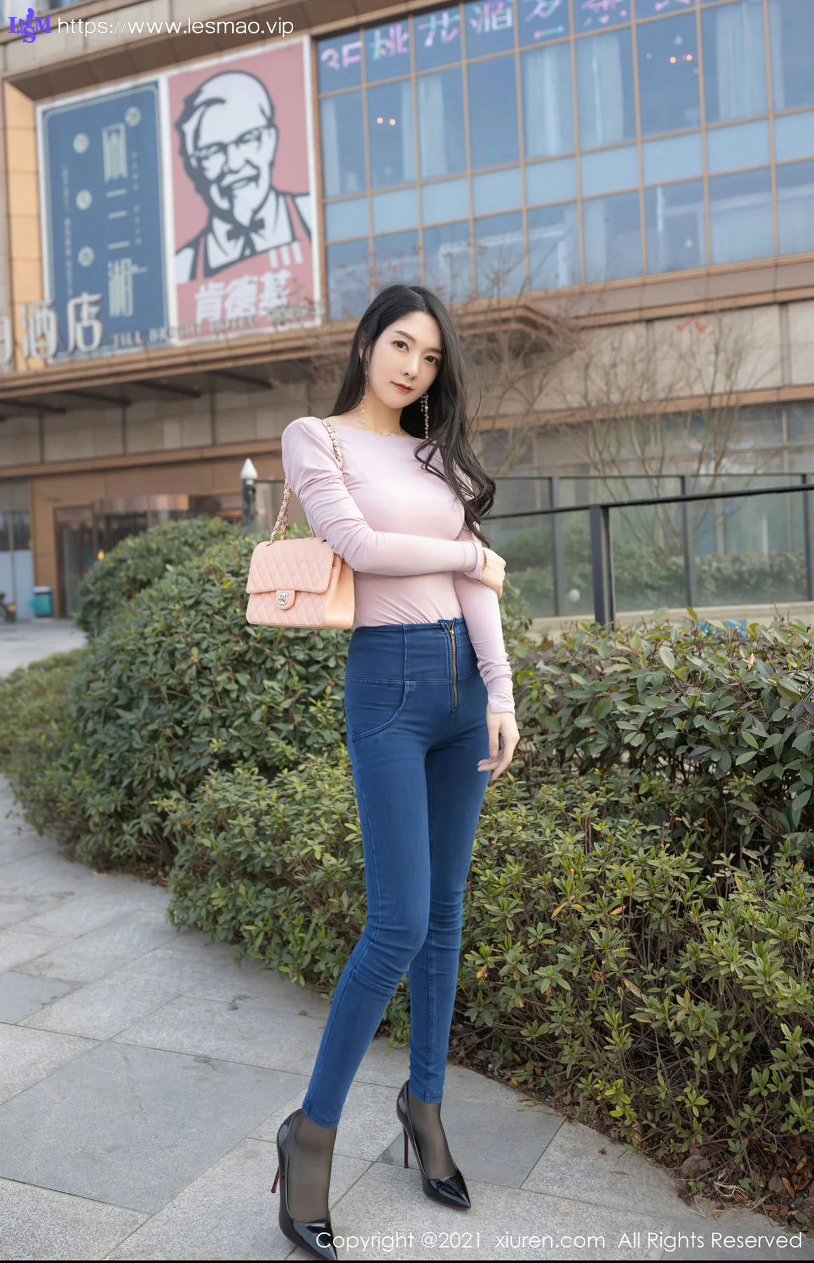 XiuRen 秀人 No.3227 尾随的视觉角度  Angela00 性感写真 - 16