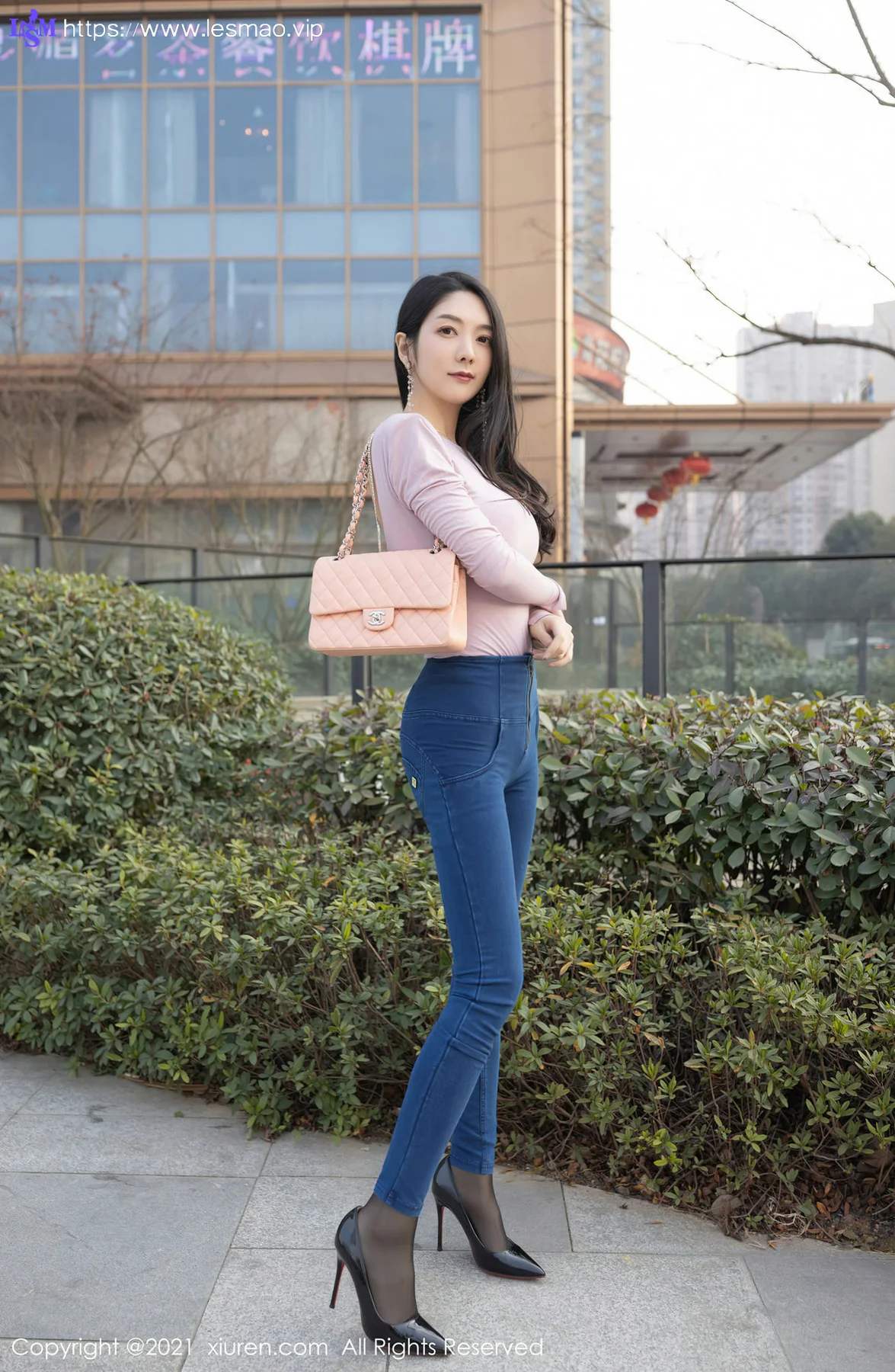 XiuRen 秀人 No.3227 尾随的视觉角度  Angela00 性感写真 - 17