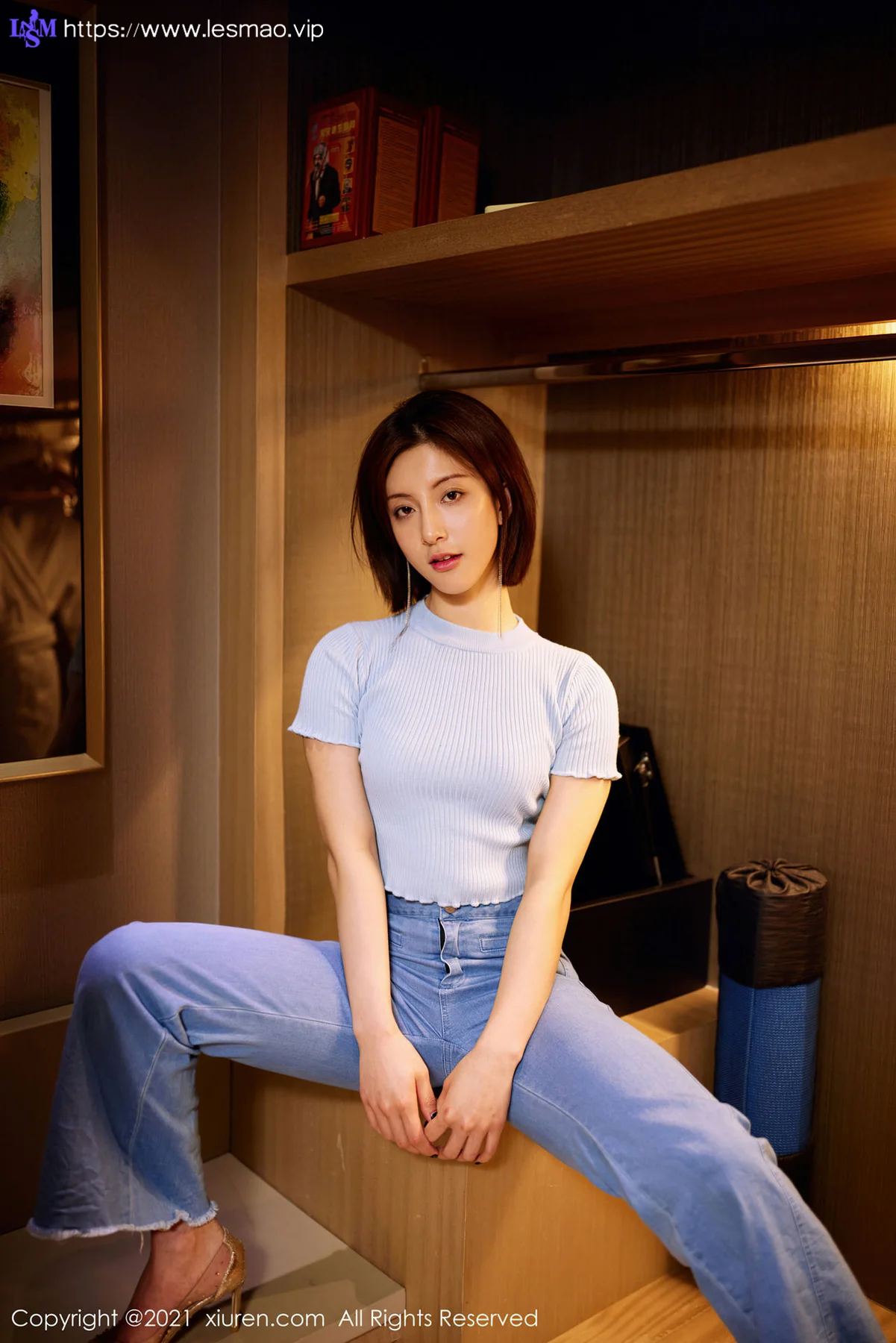 XiuRen 秀人 No.3229  牛仔裤主题 林文文yooki 气质美女 - 18