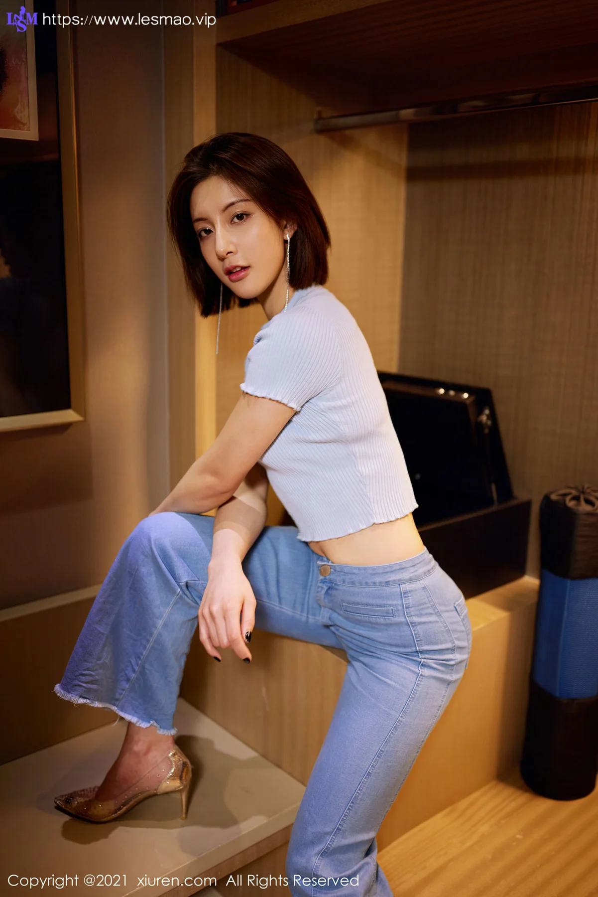 XiuRen 秀人 No.3229  牛仔裤主题 林文文yooki 气质美女 - 21