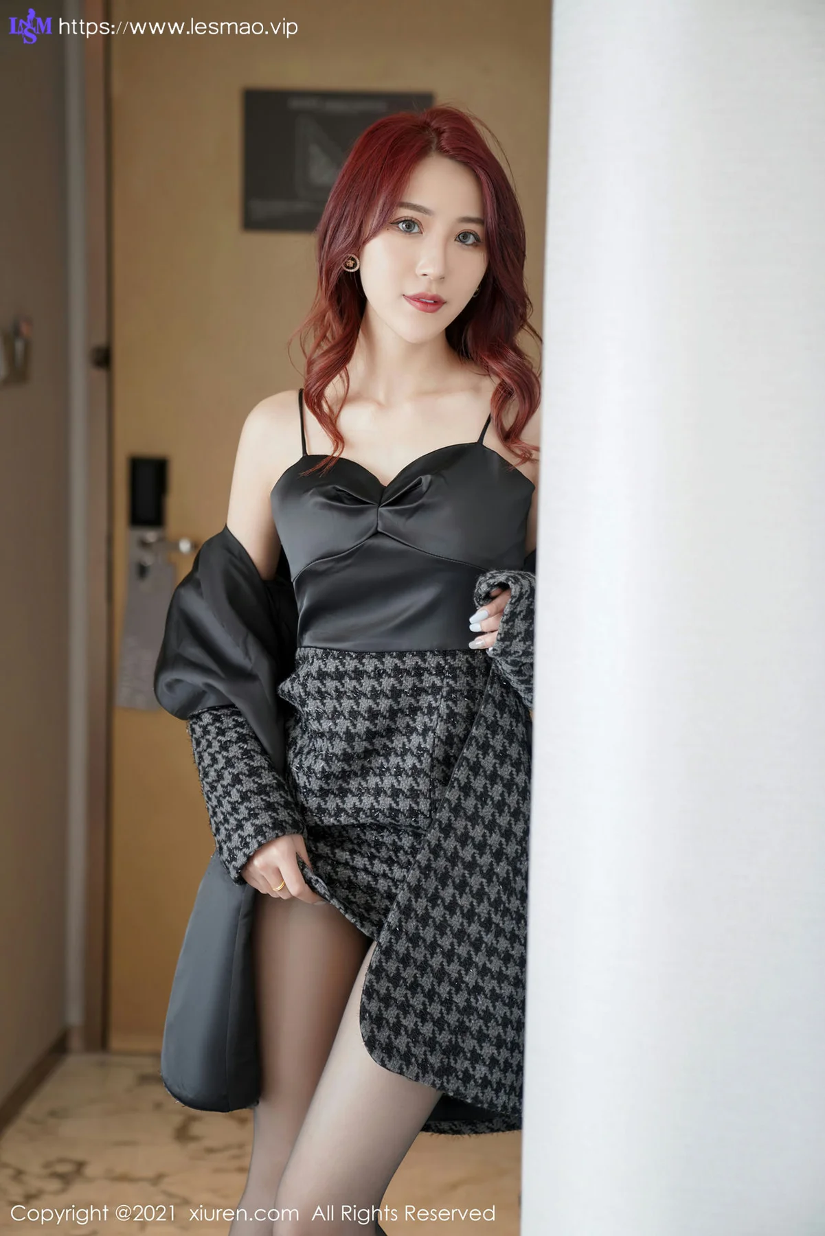 XiuRen 秀人 No.3232 剧情主题写真：街头素人大搜索  周慕汐baby - 34