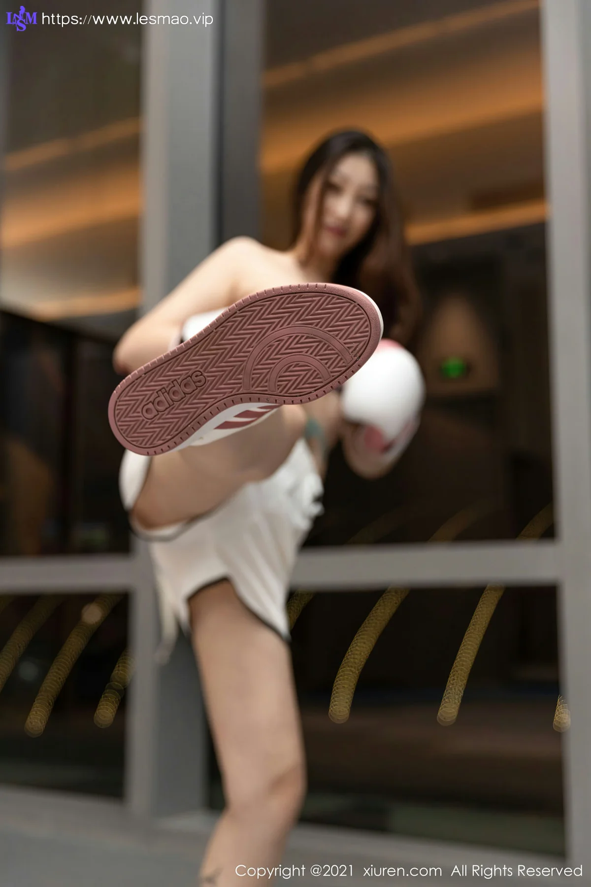 XiuRen 秀人 No.3252  拳击手主题系列 妲己_Toxic 魅惑写真 - 32
