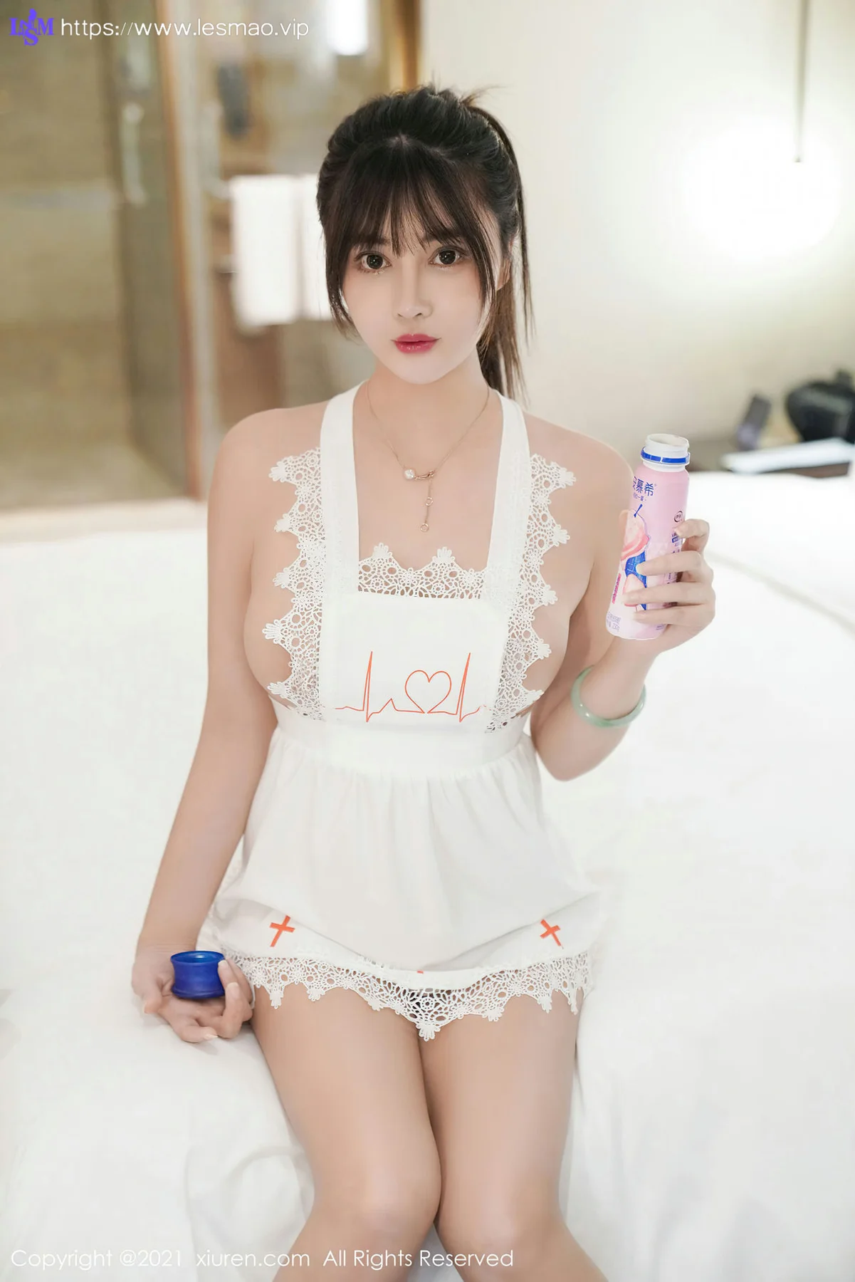 XiuRen 秀人 No.3302  白色的情趣内衣 萌奈子 主题系列 - 15