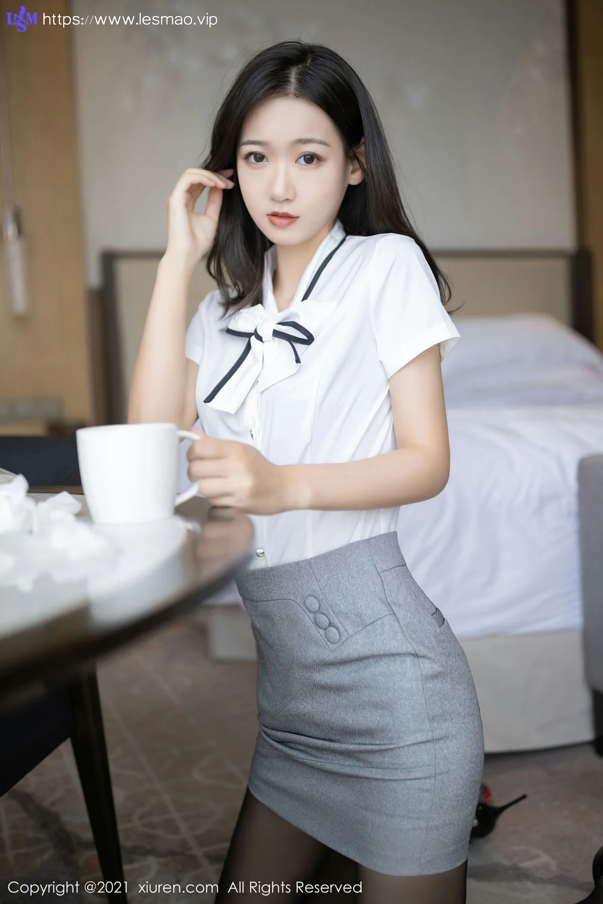 XiuRen 秀人 No.3307  酒店宾客服务 唐安琪 系列写真 - 18