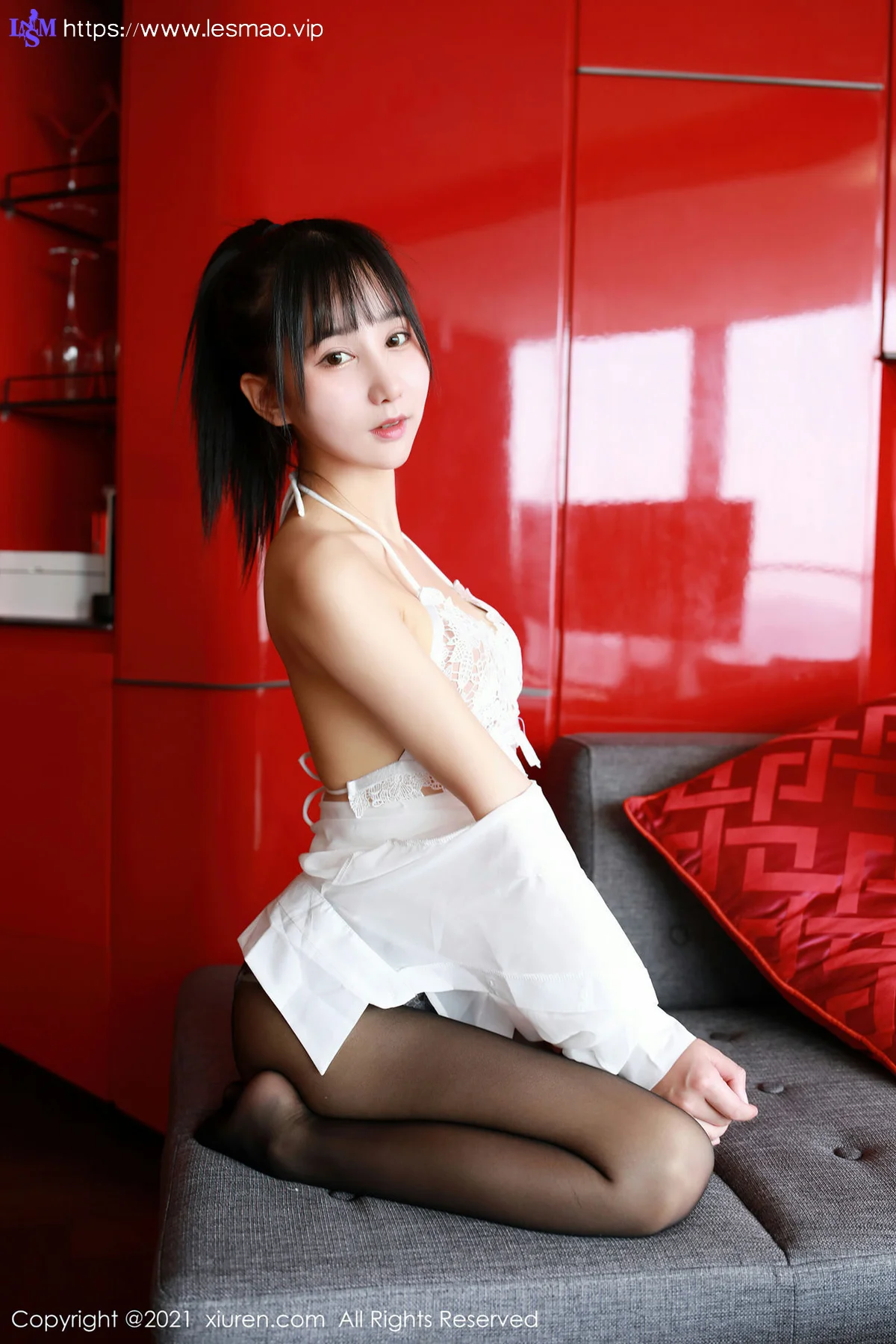 XiuRen 秀人 No.3336  黑丝OL 小果冻儿 白衬衫黑短裙性感写真 - 35