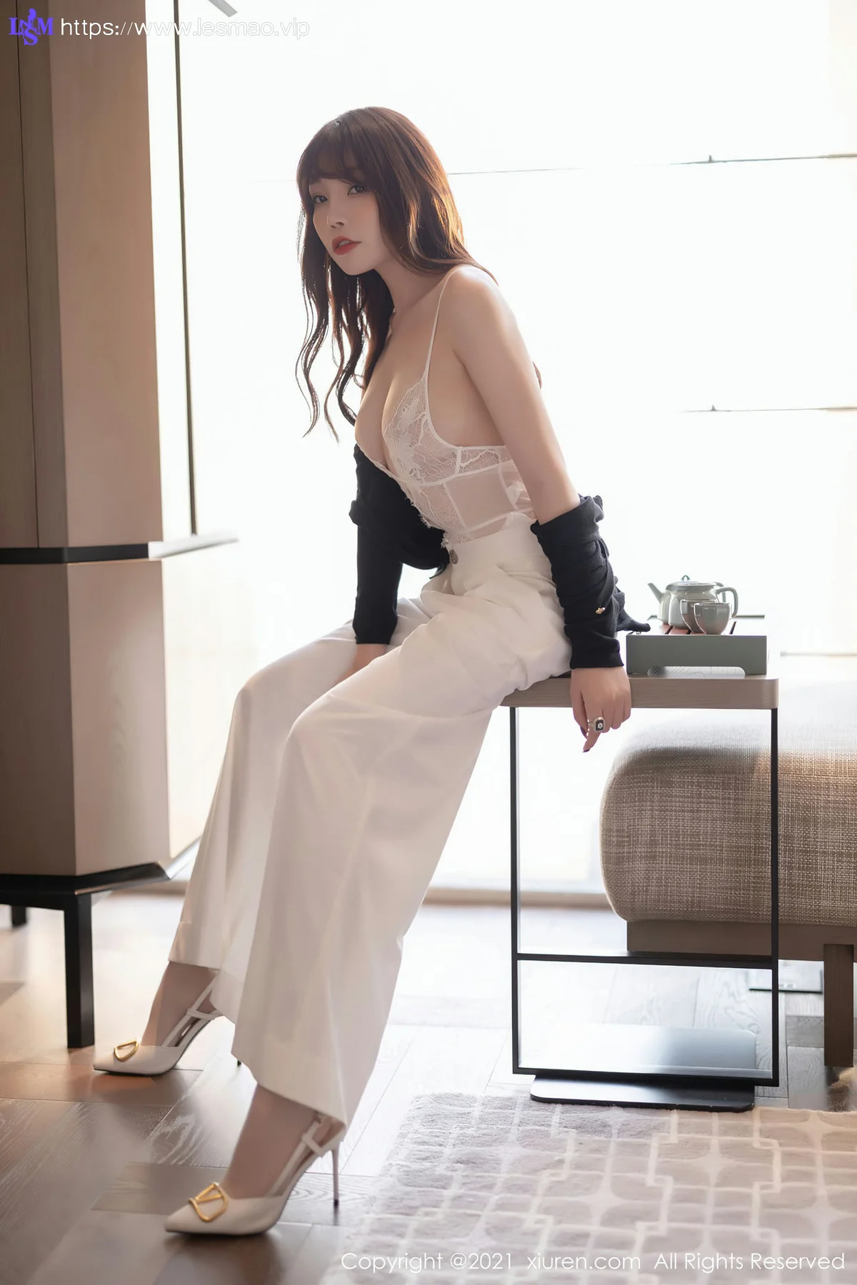 XiuRen 秀人 No.3367  芝芝Booty 精致镂空吊带写真 - 14