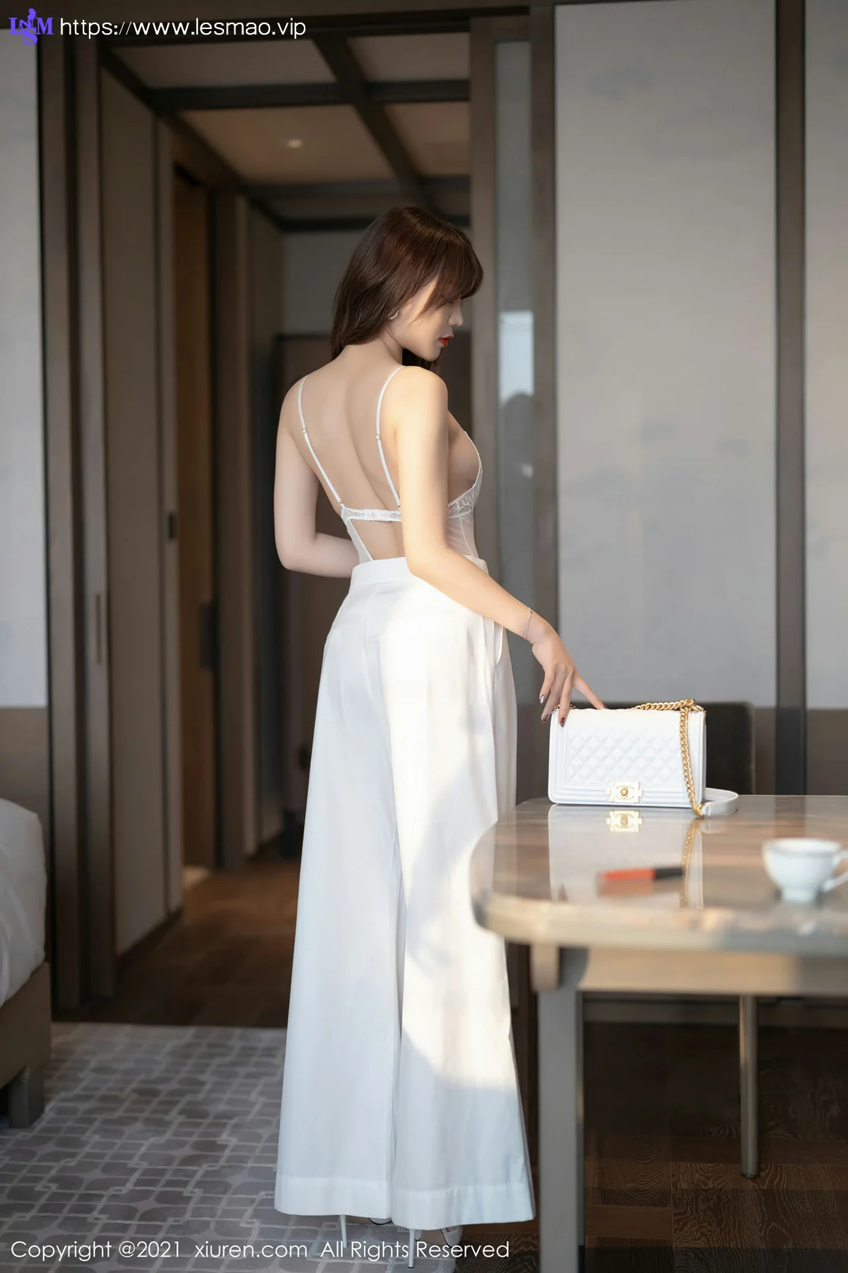 XiuRen 秀人 No.3367  芝芝Booty 精致镂空吊带写真 - 22