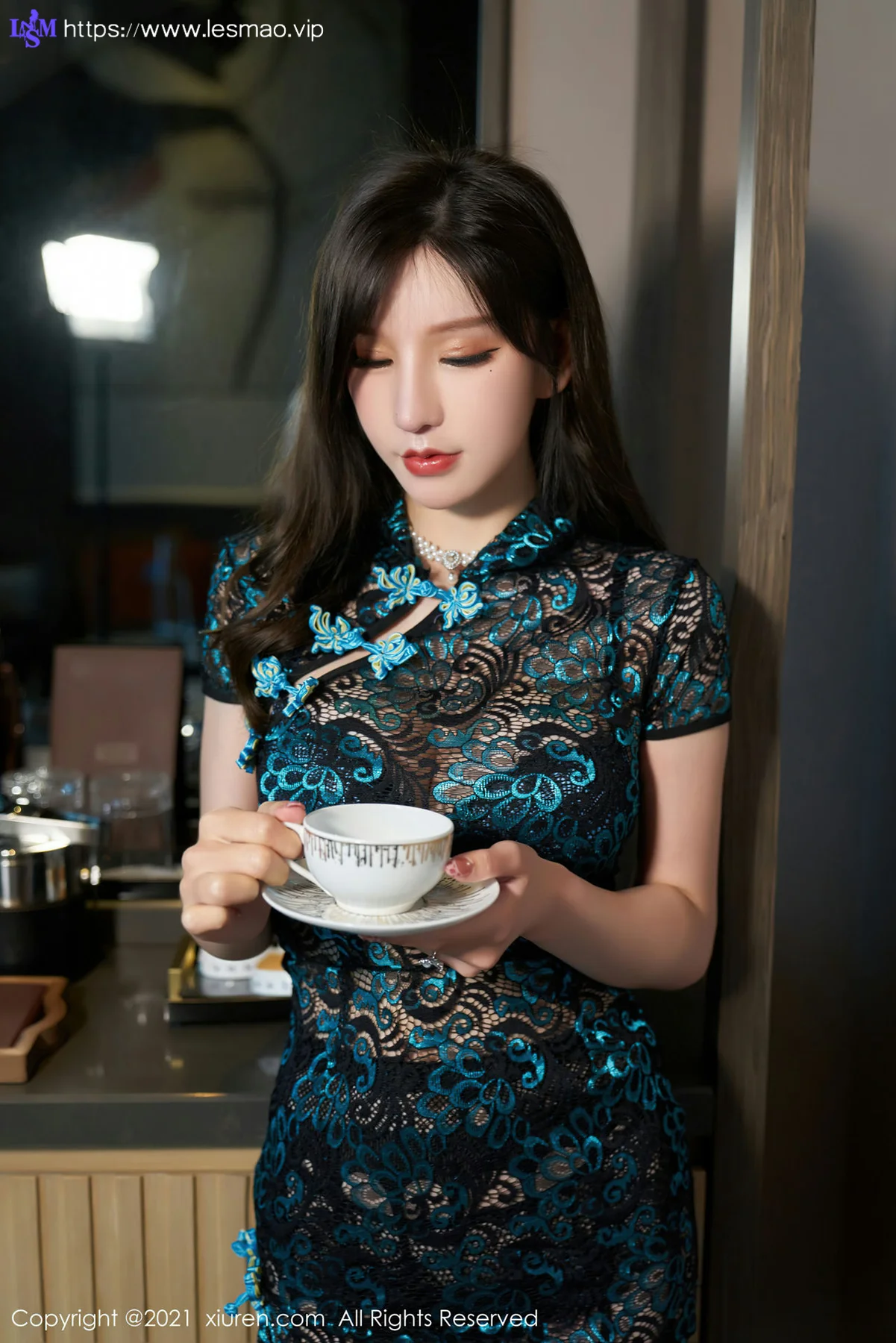 XiuRen 秀人 No.3374  丰腴美胸 周于希Sandy 圆润翘臀写真 - 18