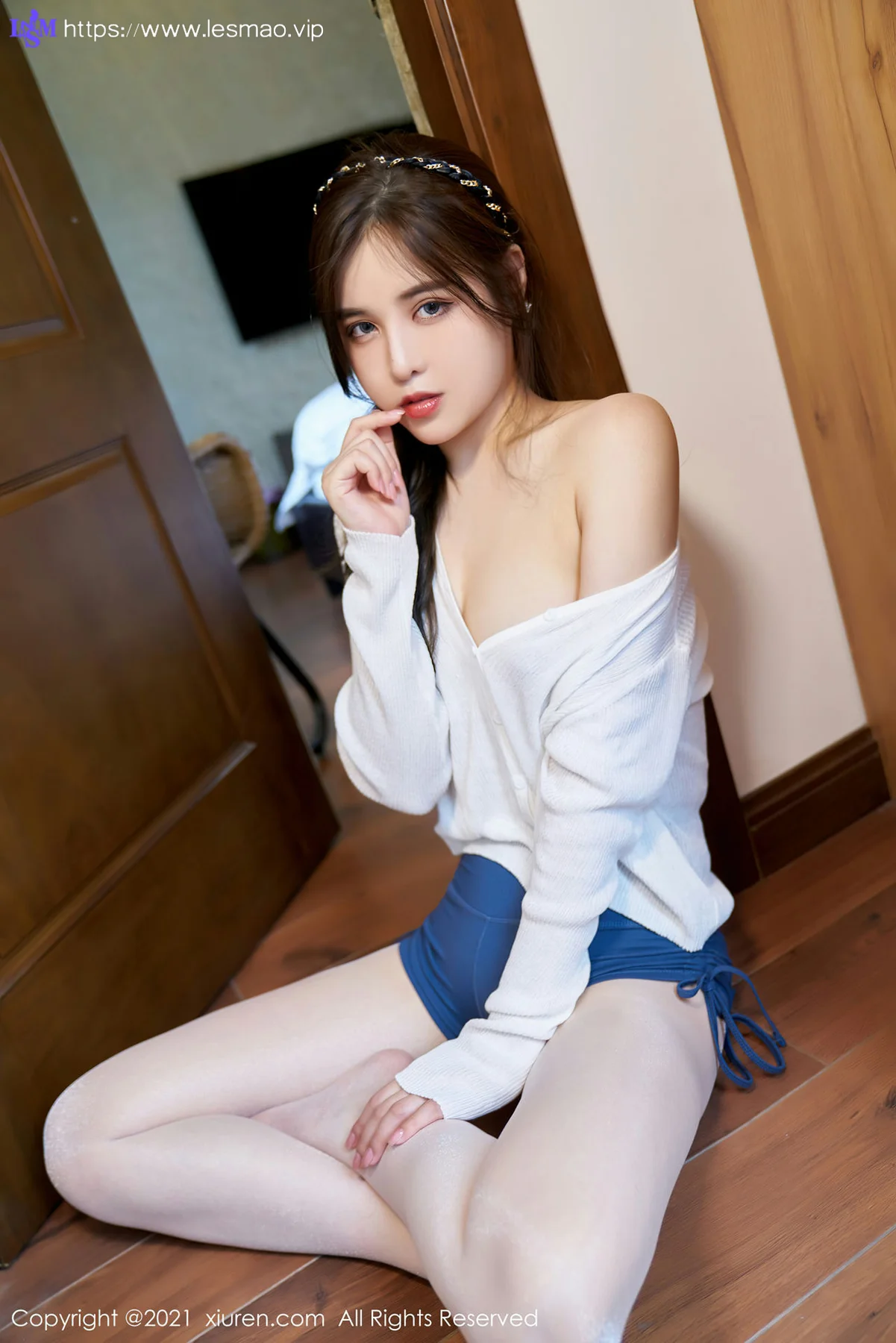 XiuRen 秀人 No.3419 魅惑白丝袜  韩静安 性感写真 - 19