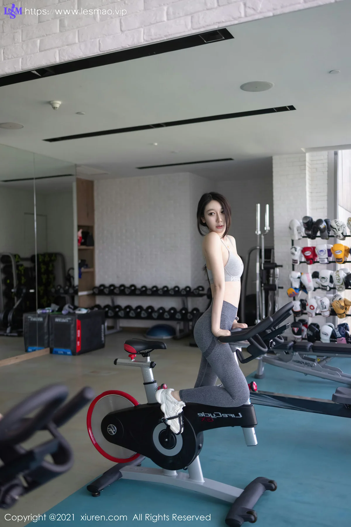 XiuRen 秀人 No.3436  健身房运动内衣 Victoria志玲 最新性感写真 - 15