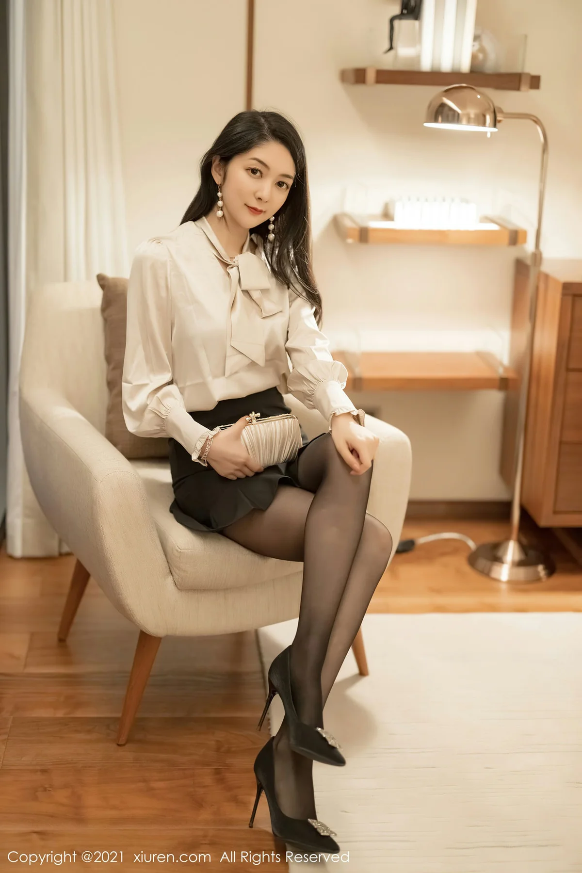 XiuRen 秀人 No.3488  都市眼镜OL Angela00 性感写真 - 21
