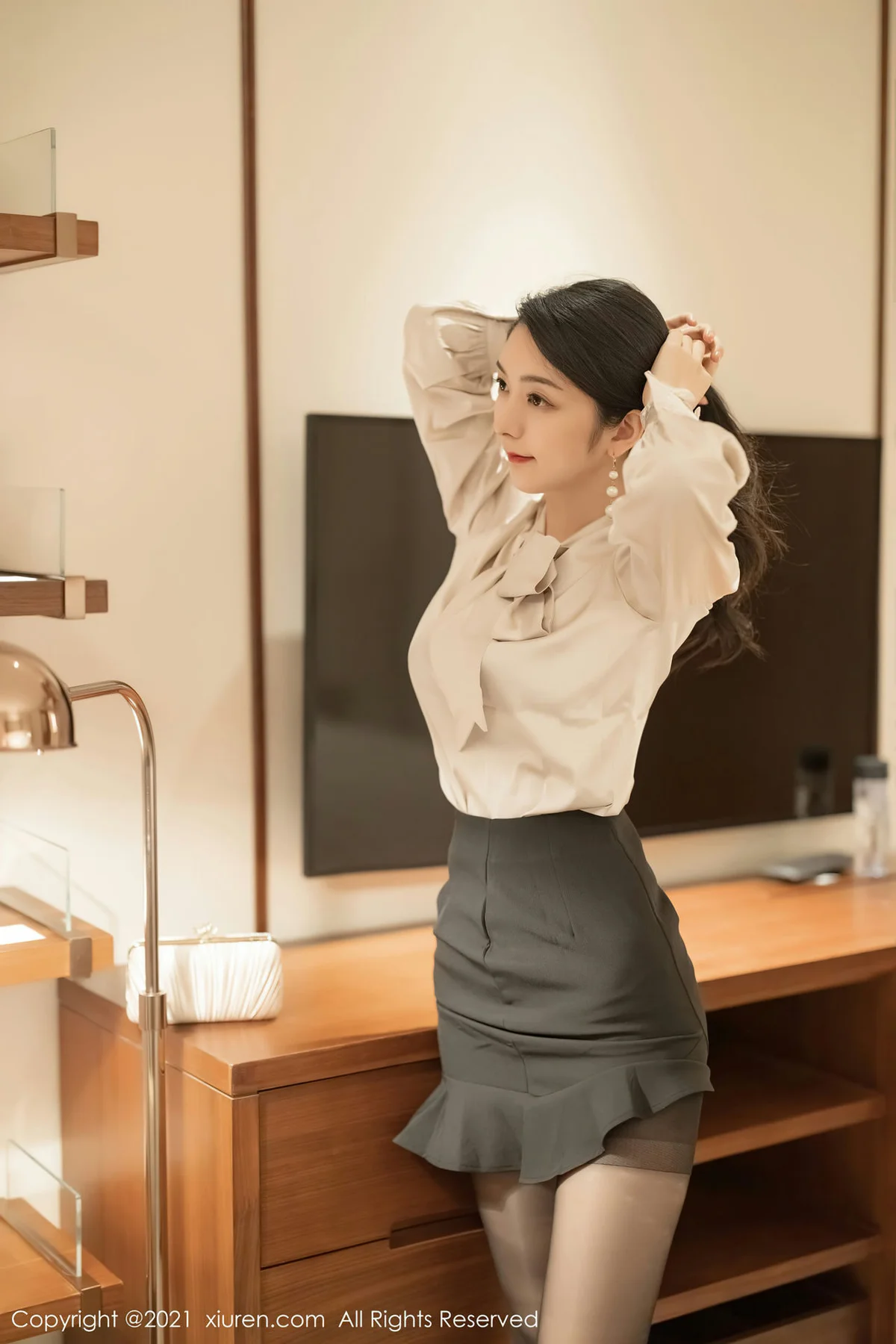 XiuRen 秀人 No.3488  都市眼镜OL Angela00 性感写真 - 27