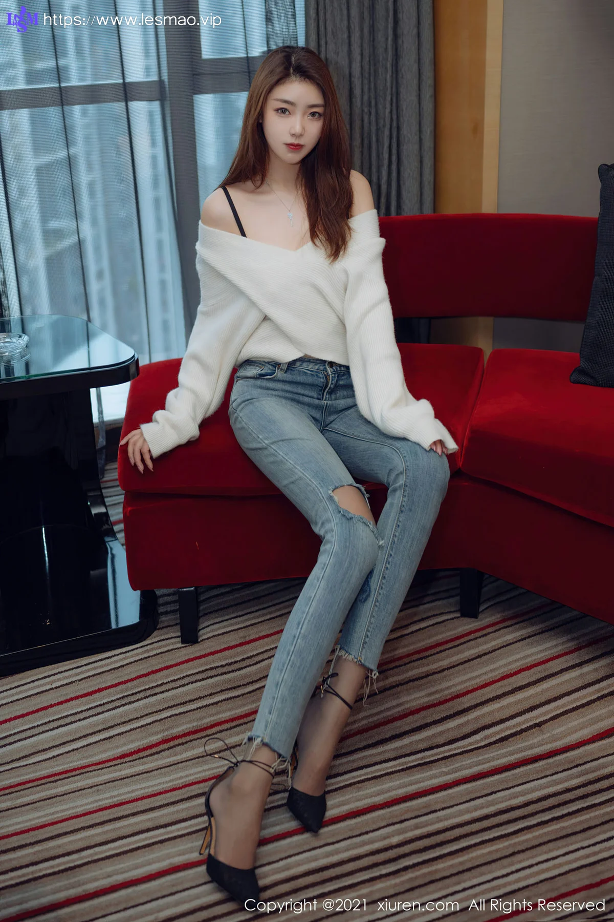 XiuRen 秀人 No.3493  极致魅惑黑丝 可樂Vicky 最新性感写真 - 2