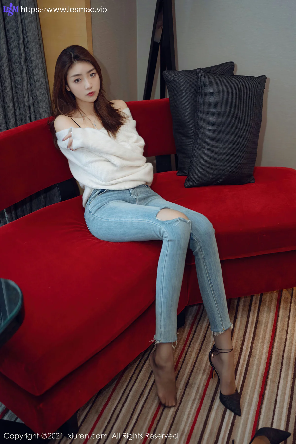 XiuRen 秀人 No.3493  极致魅惑黑丝 可樂Vicky 最新性感写真 - 19