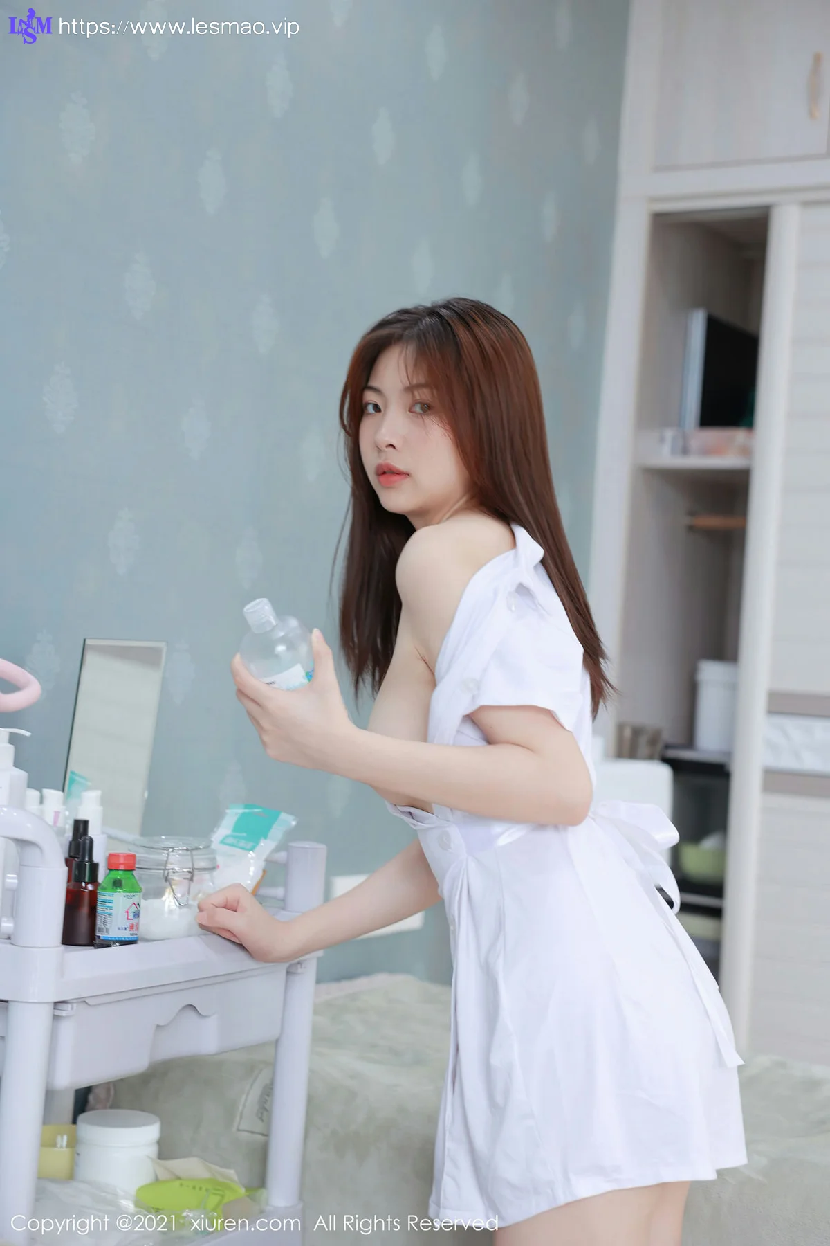 XiuRen 秀人 No.3540 护士主题系列 明日花桃桃 第二套写真 - 20