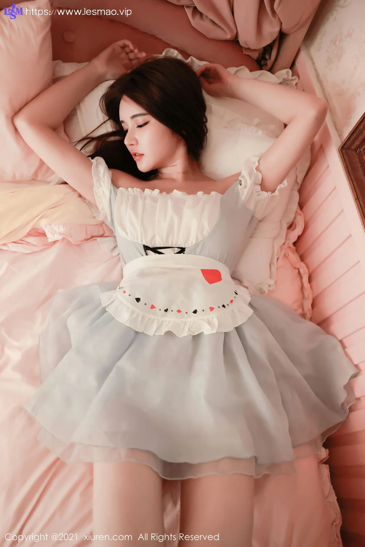 XiuRen 秀人 No.3552 居家女友甜美醉人 小雨baby 新人模特第二套写真3 - 31