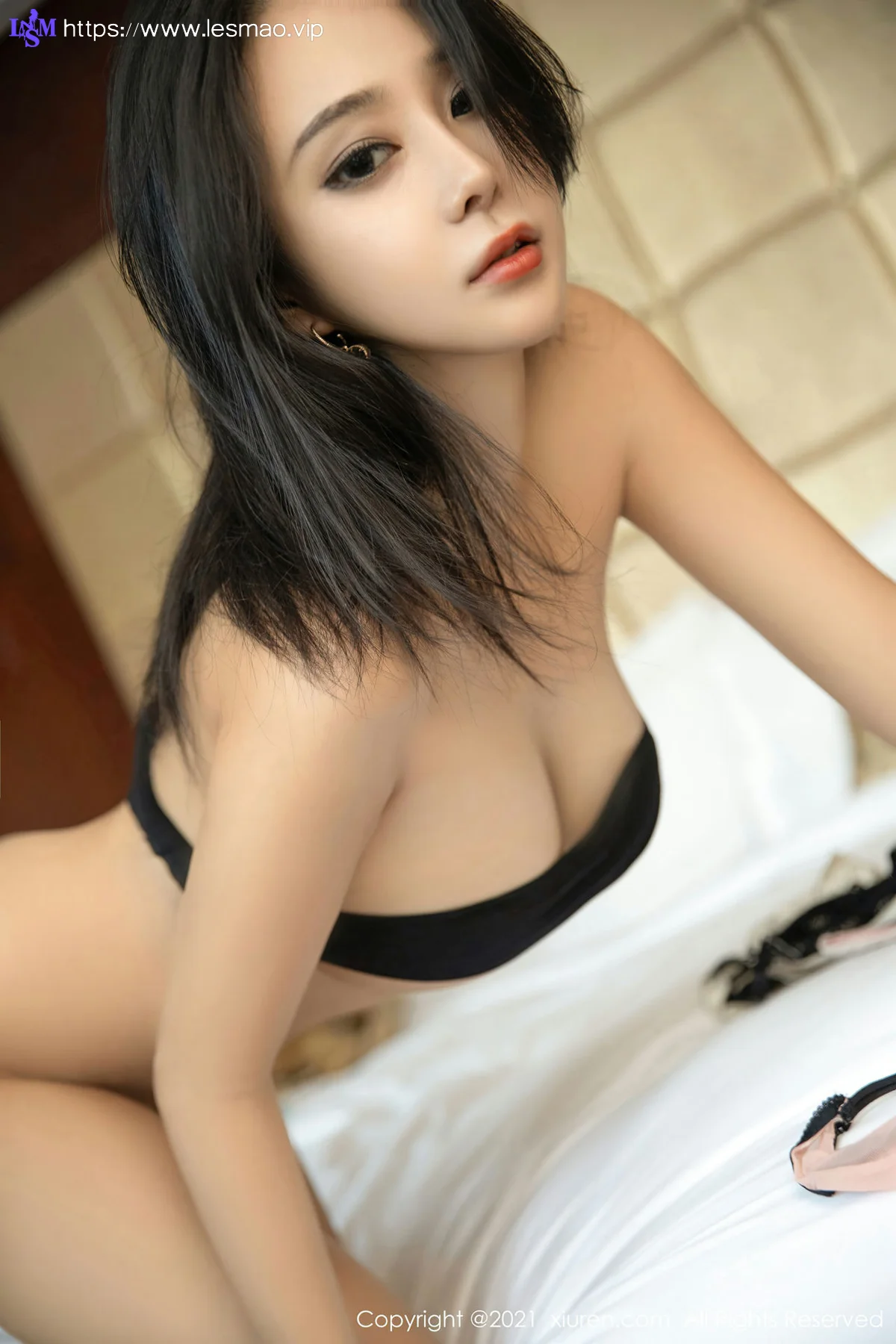 XiuRen 秀人 No.3592 黑色魅惑 蓝夏Akasha 性感写真3 - 51
