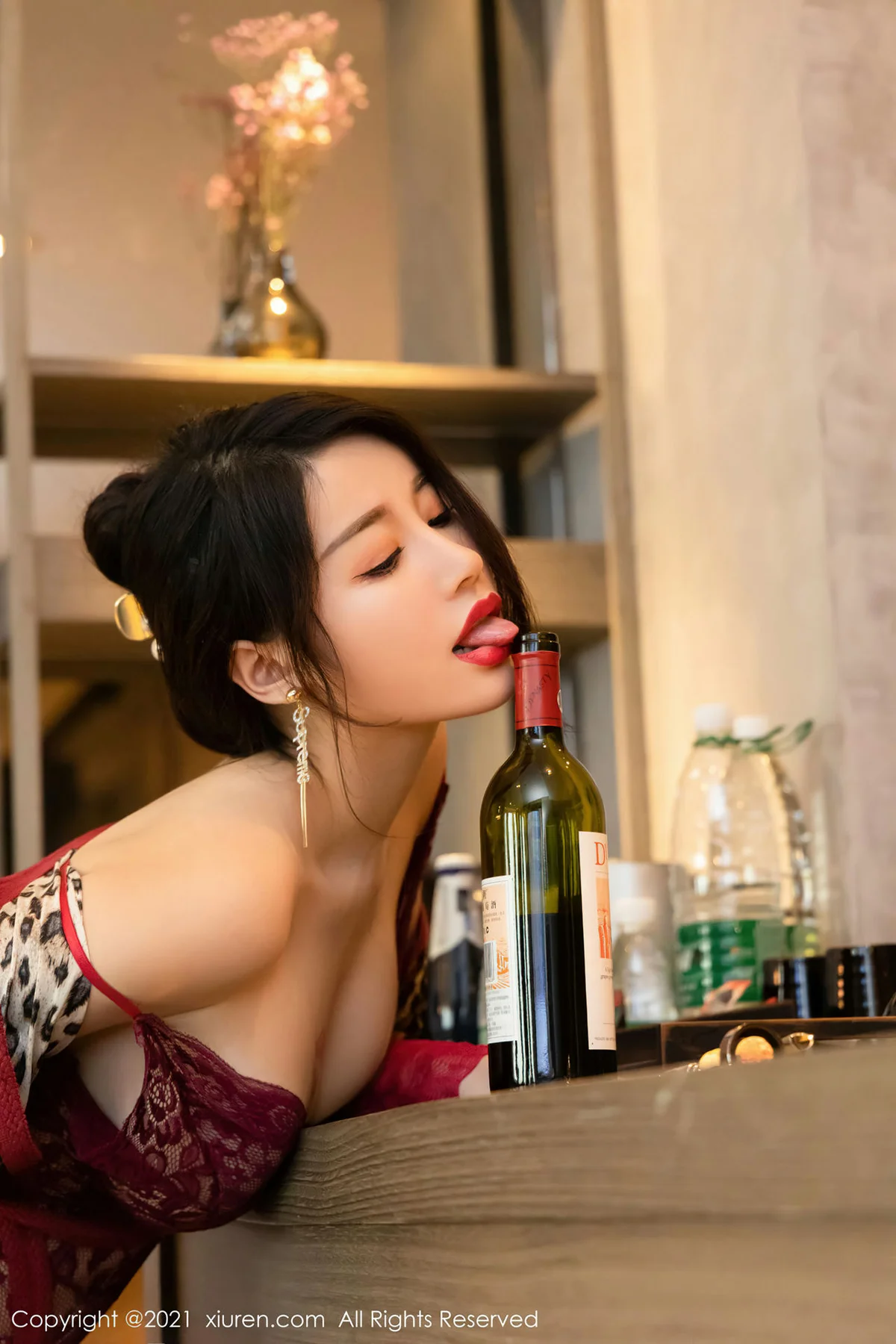 XiuRen 秀人 No.3605 美七Mia 剧情主题 前台送瓶红酒 - 52