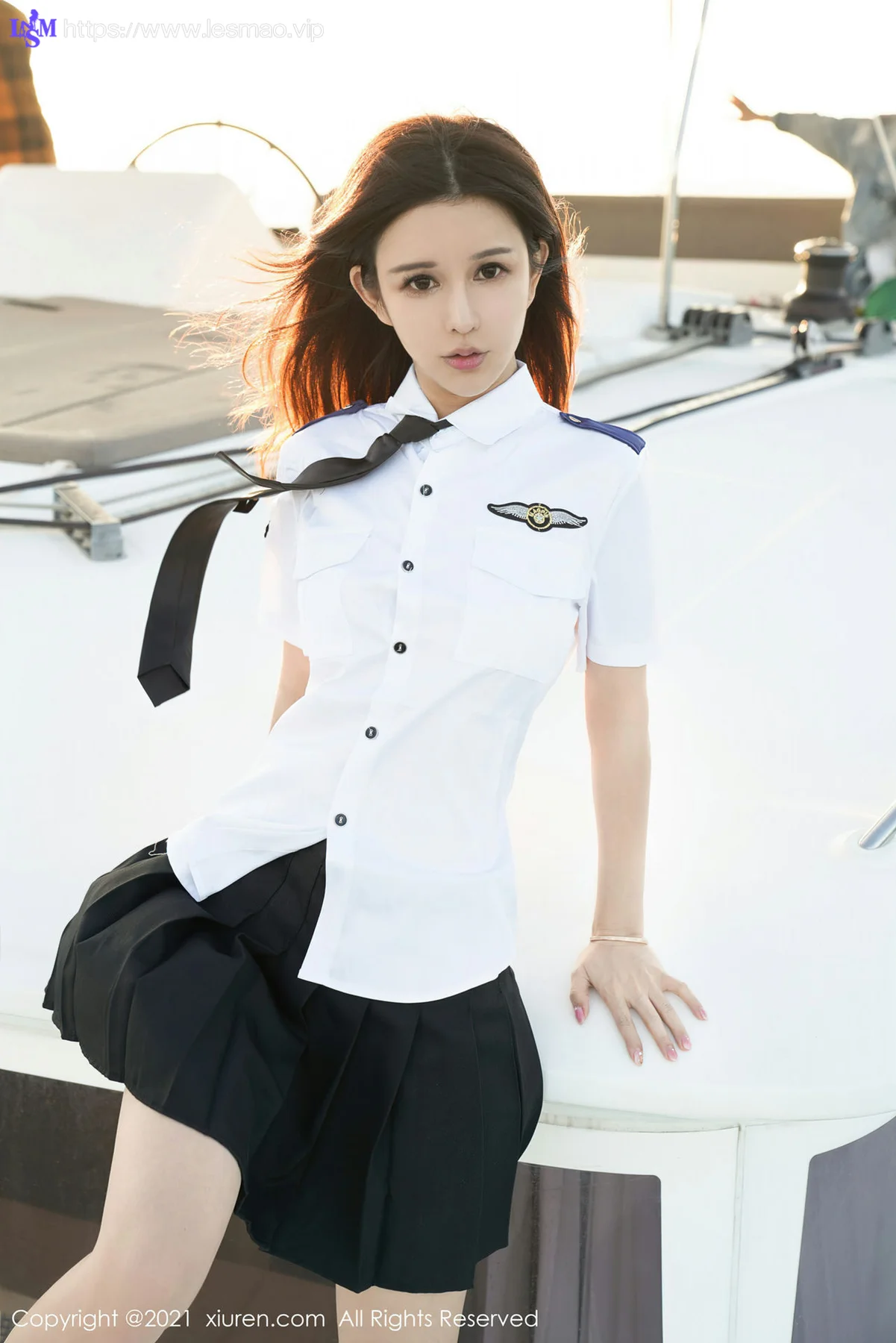 XiuRen 秀人 No.3663 海上游艇模特合集 萌汉药baby与张雨萌 - 42
