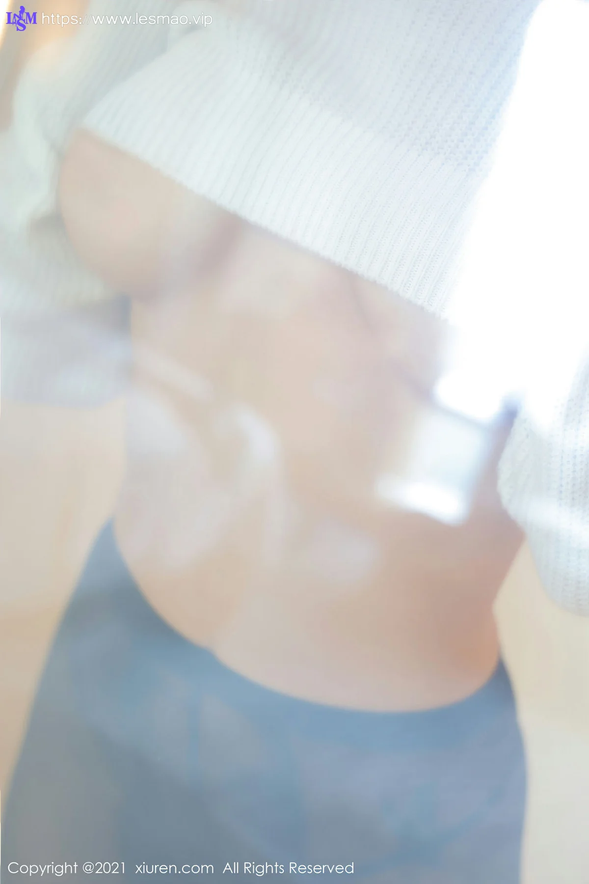 XiuRen 秀人 No.3695 毛衣与魅惑黑丝 星萌 性感写真 - 18