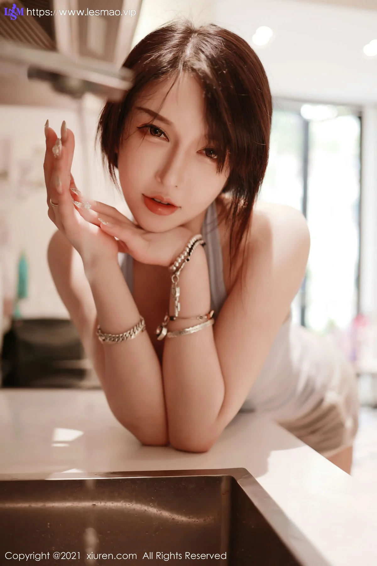 XiuRen 秀人 No.3706 居家女友视觉 玉兔miki 性感写真3 - 14