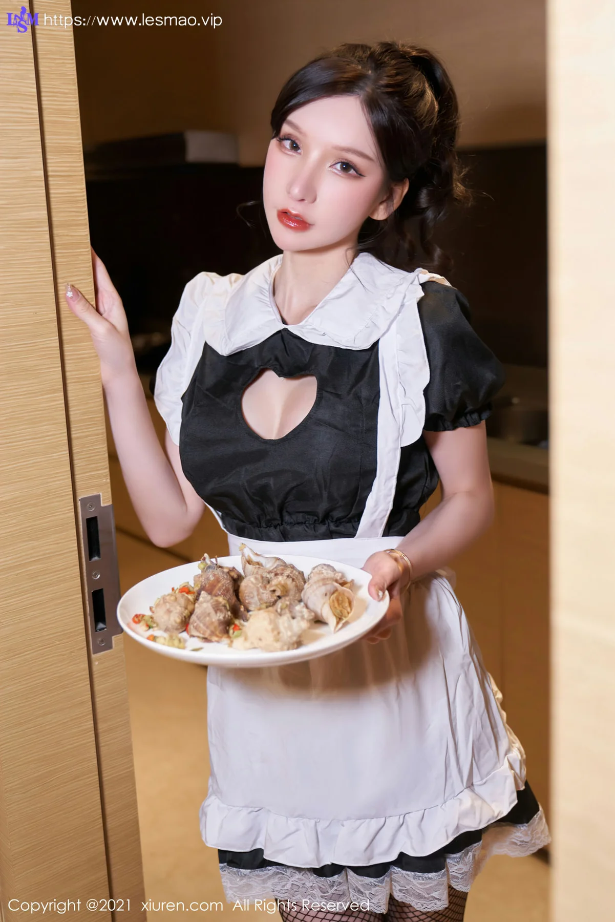 XiuRen 秀人 No.3716 厨娘制服 周于希Sandy 性感写真11 - 16