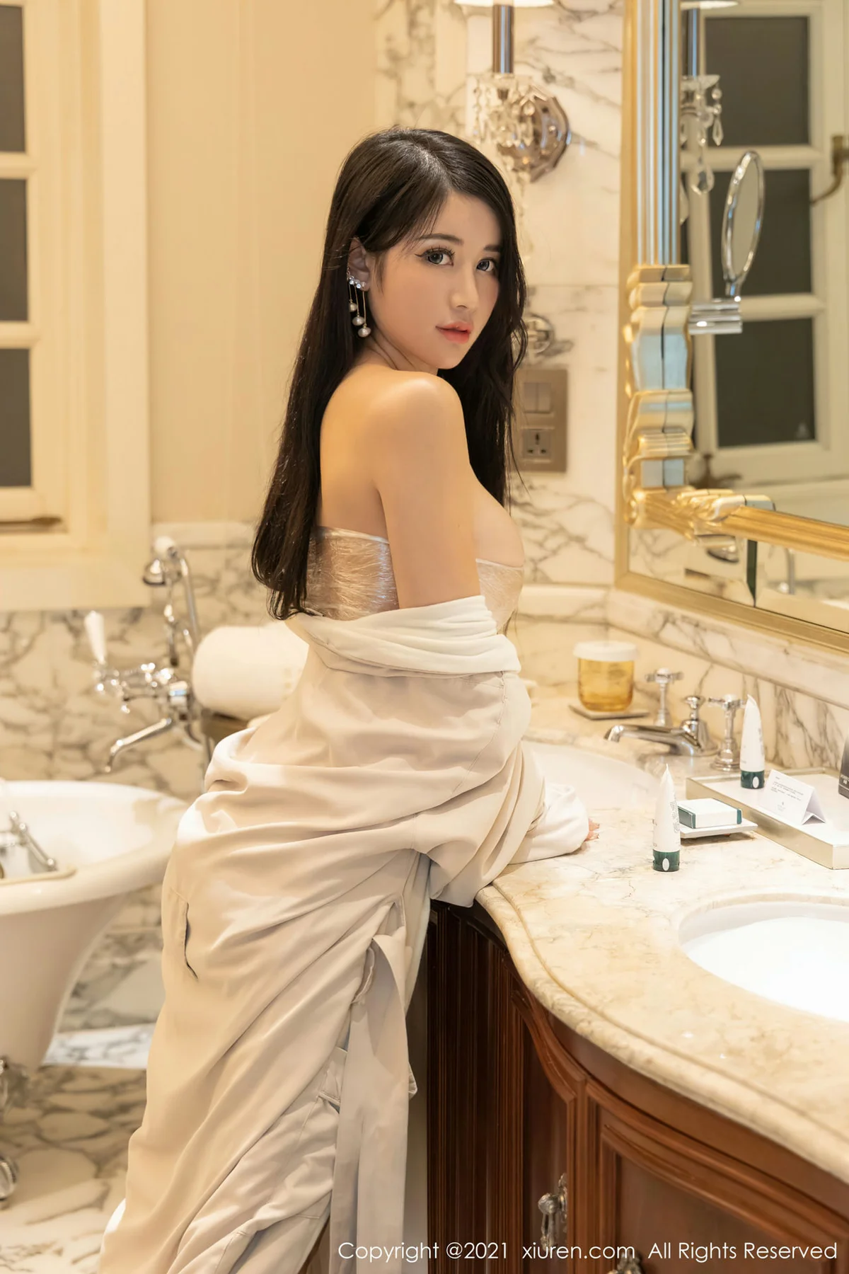 XiuRen 秀人 No.3735 浴室保鲜膜主题 美七Mia 性感写真3 - 23