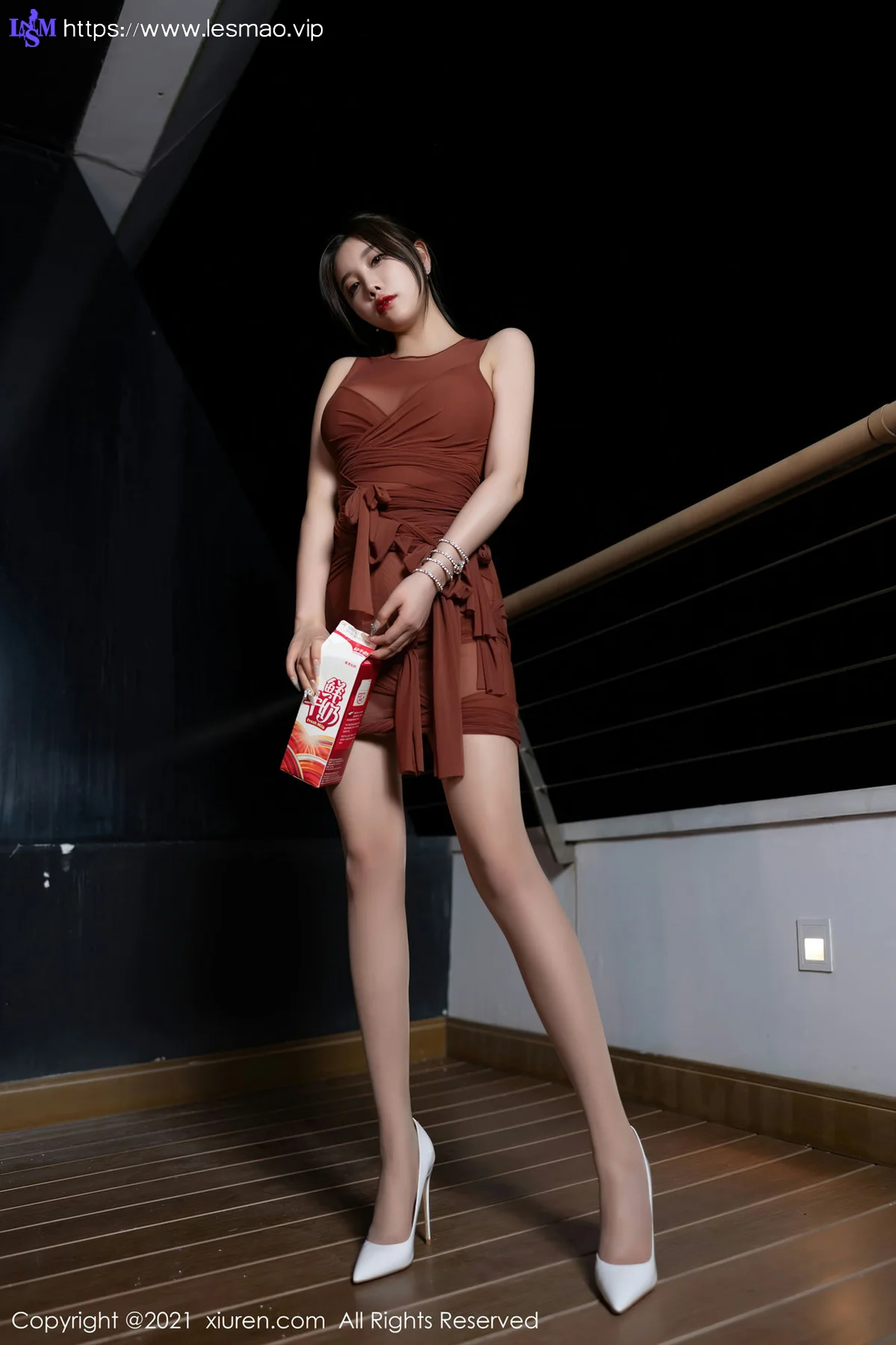 XiuRen 秀人 No.3751 轻薄奶浴湿身 杨晨晨Yome 私房写真111 - 13