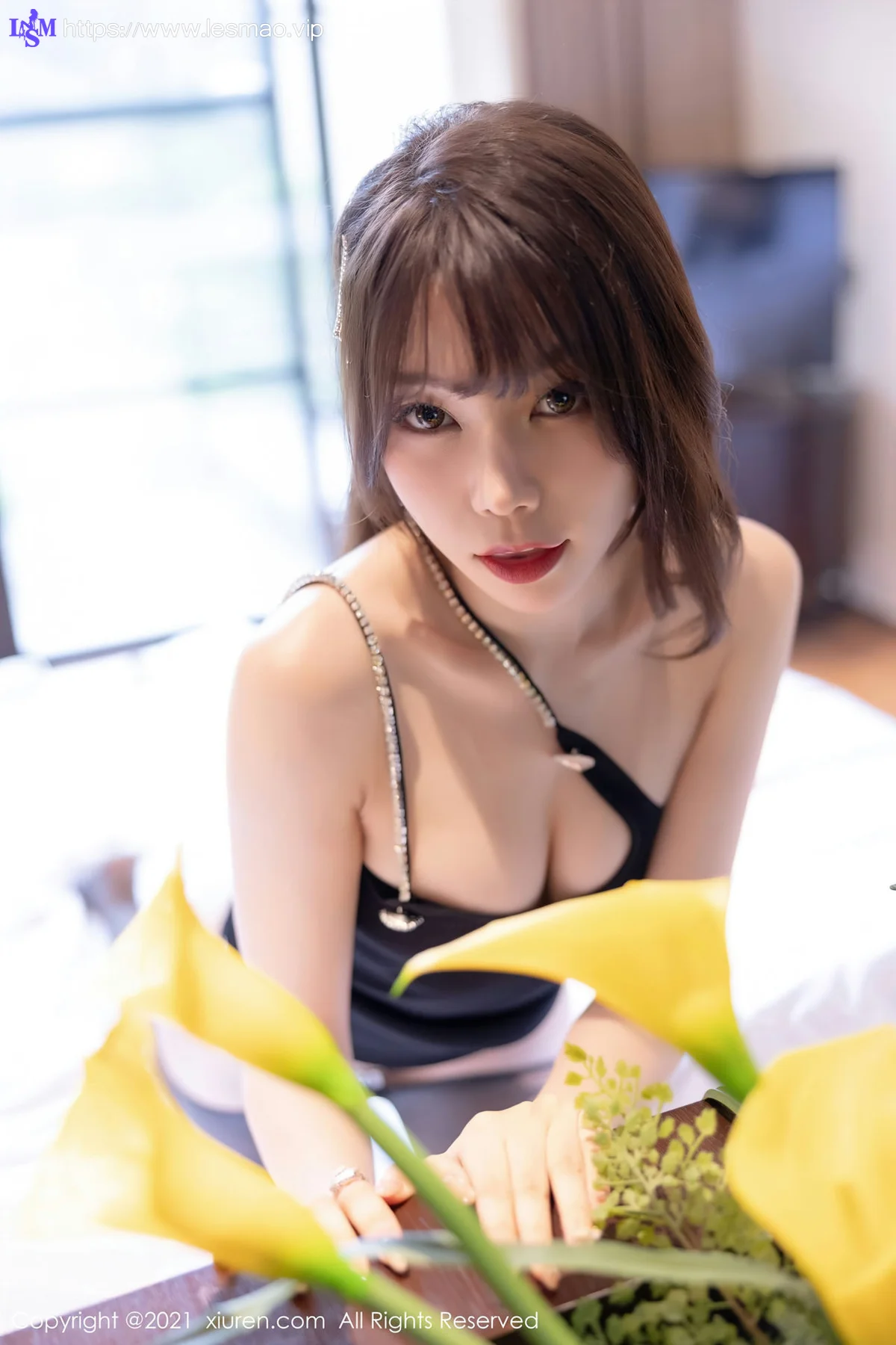 XiuRen 秀人 No.3763 丝足美臀 芝芝Booty 性感写真111 - 45