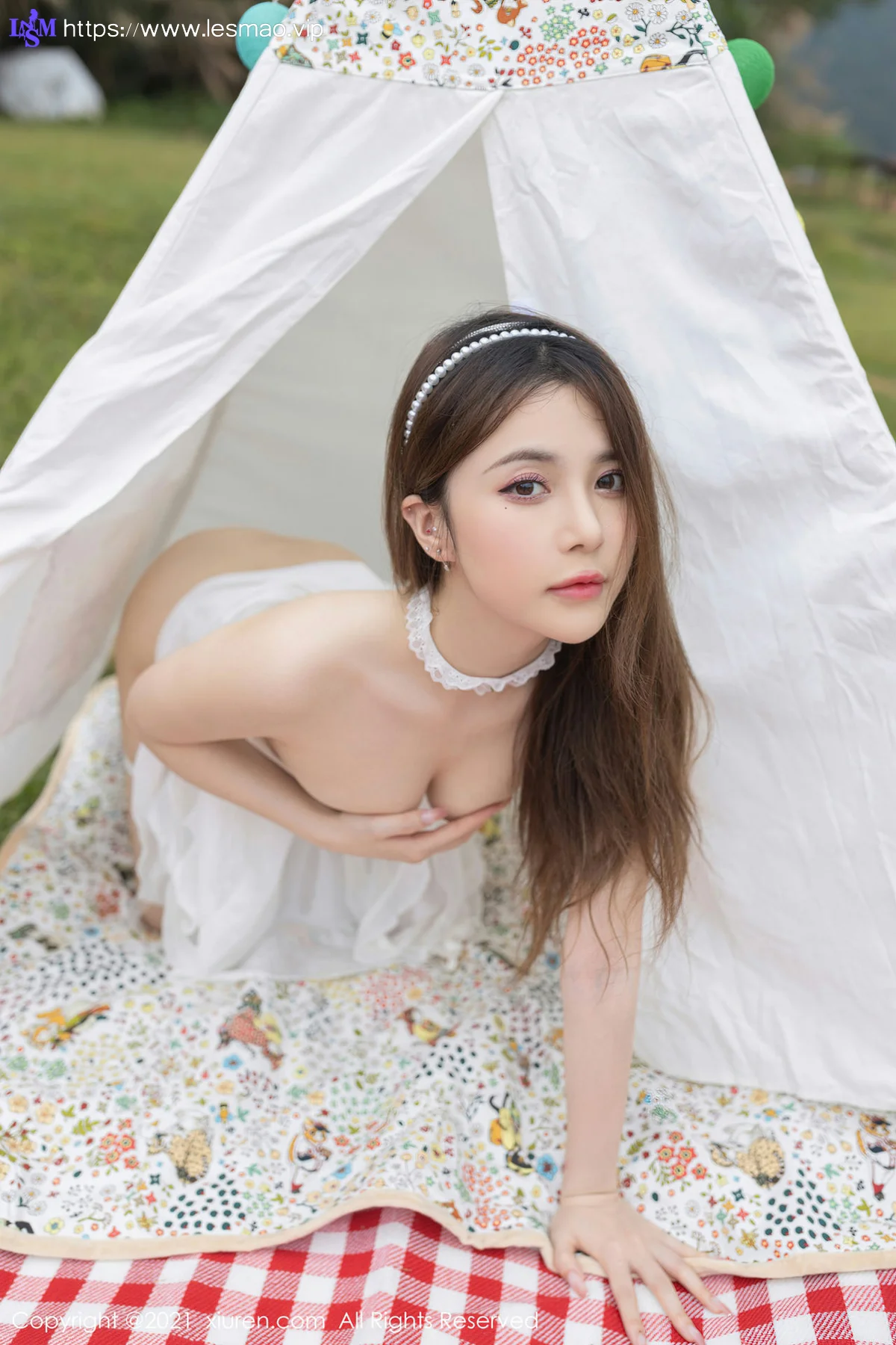 XiuRen 秀人 No.3767 湖畔野餐主题系列 鱼子酱Fish 性感写真22 - 14