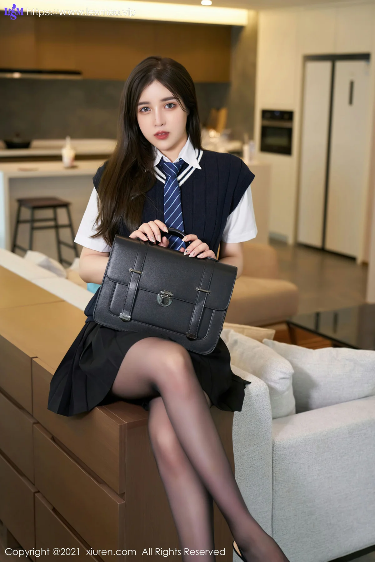 XiuRen 秀人 No.3791 清纯学院制服 韩静安 性感写真3 - 15