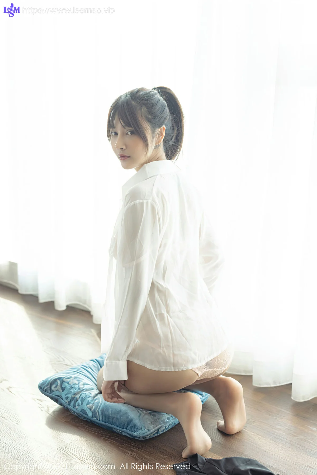 XiuRen 秀人 No.3793 职业OL系列 萌奈子 丰腴有致3 - 43