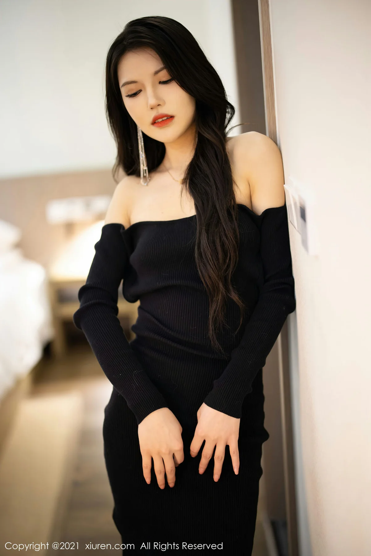 XiuRen 秀人 No.3822 新人模特 媛媛酱belle 杭州旅拍22 - 23