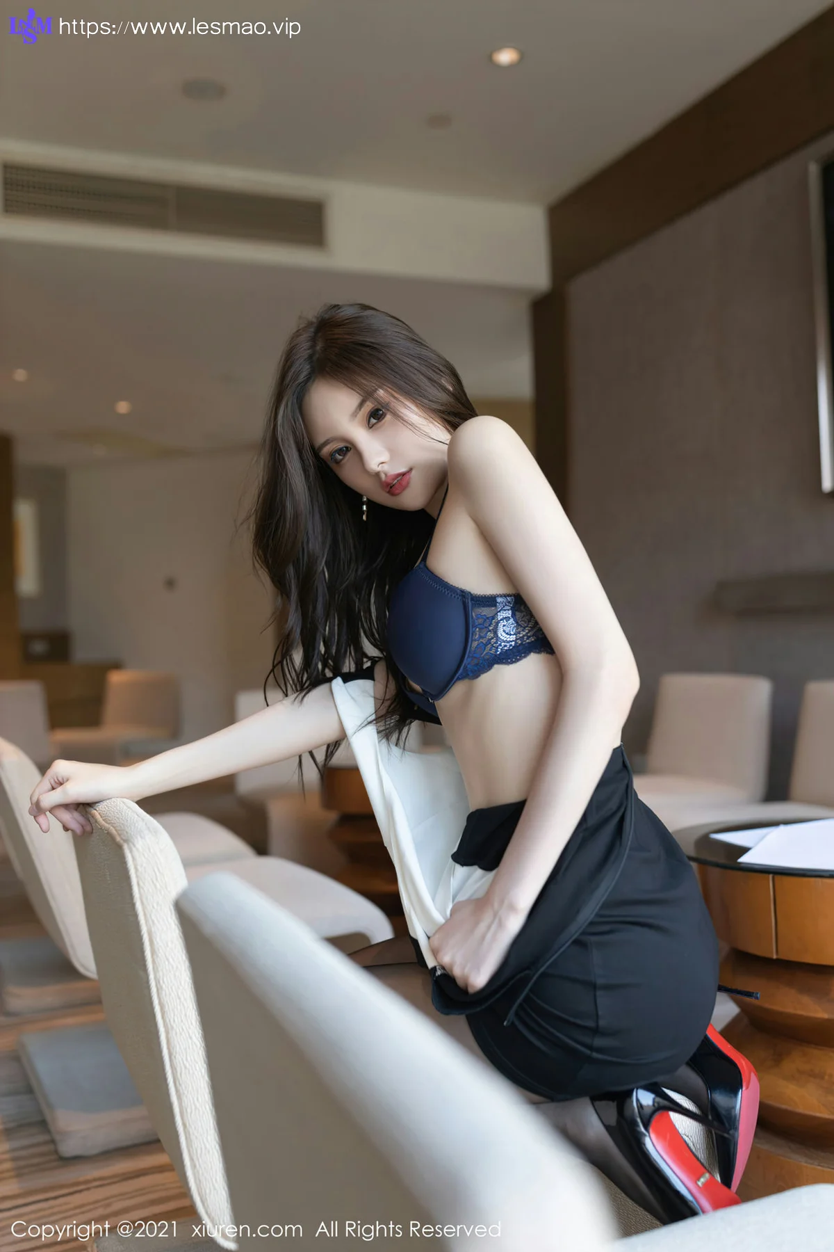 XiuRen 秀人 No.3824 会议室主题 王心怡 性感写真111 - 47