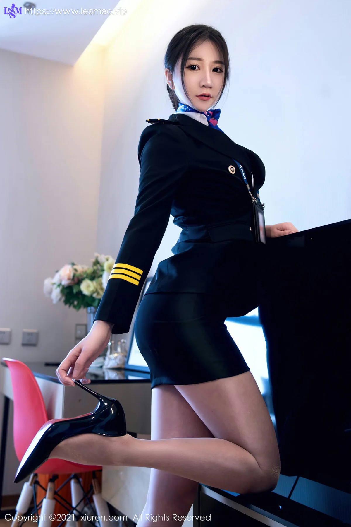 XiuRen 秀人 No.3839 制服机长御姐 顾乔楠Cora 性感写真2 - 14