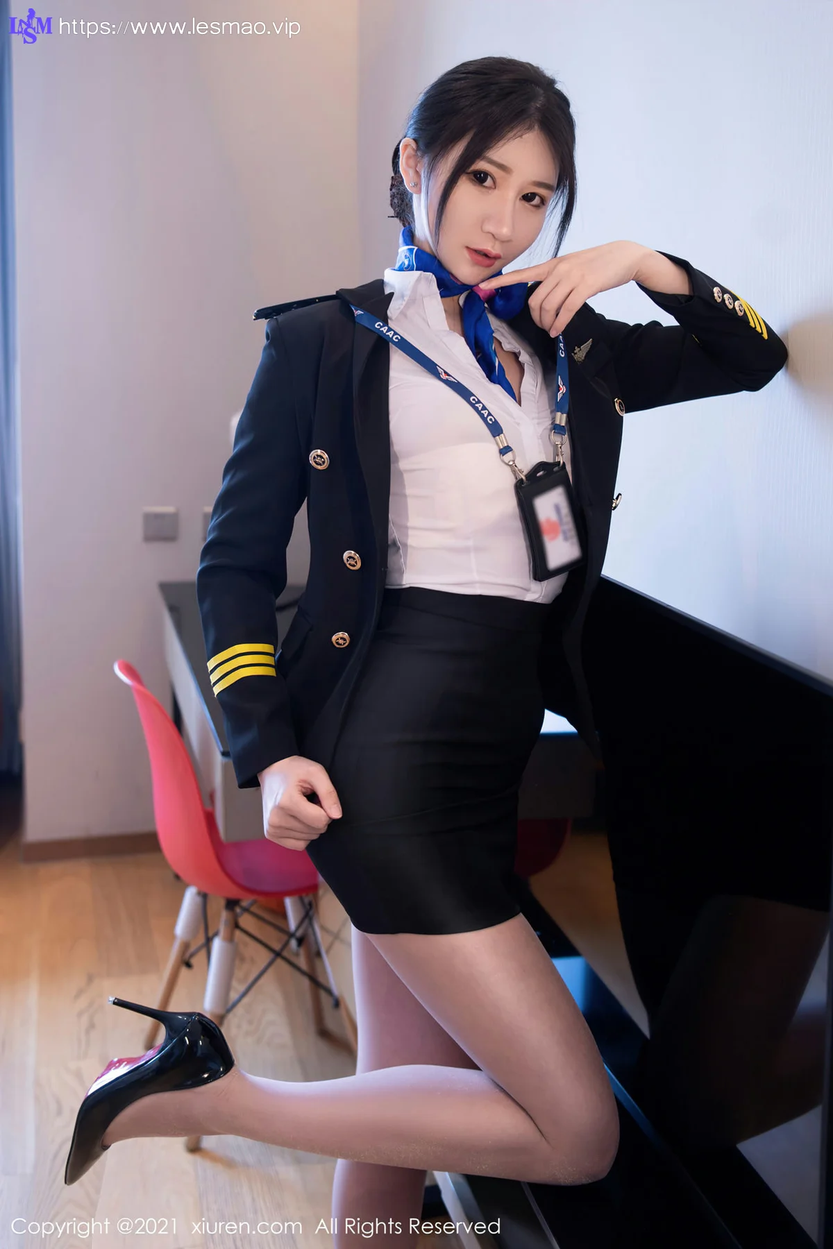XiuRen 秀人 No.3839 制服机长御姐 顾乔楠Cora 性感写真2 - 15