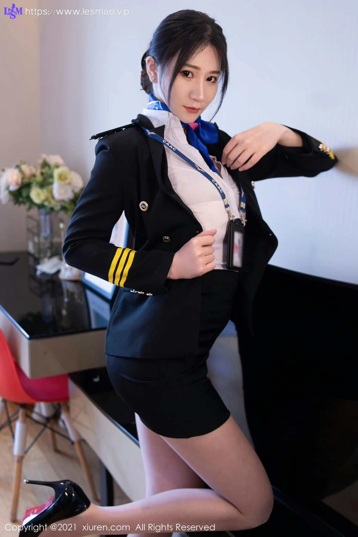 XiuRen 秀人 No.3839 制服机长御姐 顾乔楠Cora 性感写真2 - 16