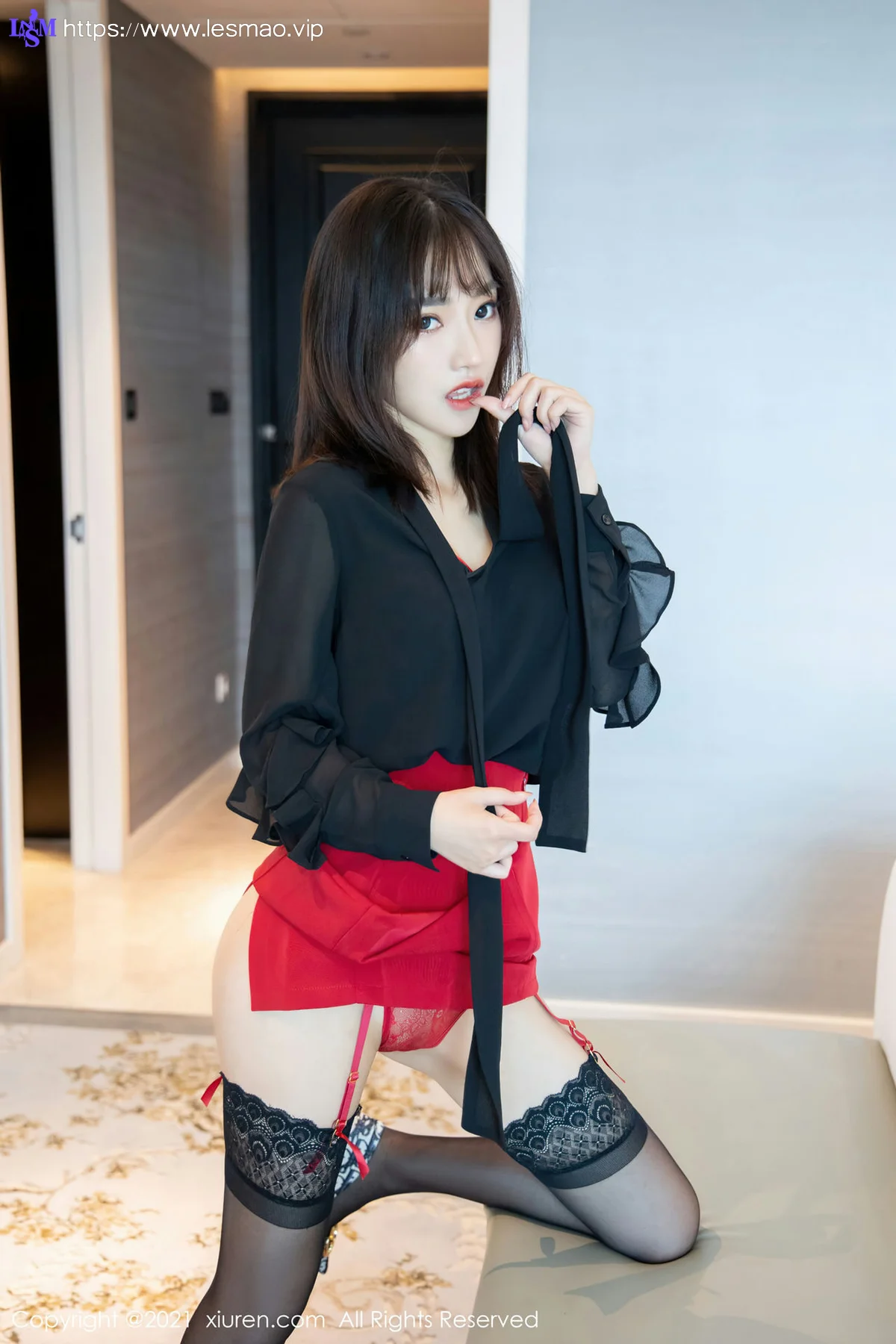 XiuRen 秀人 No.3881 蕾丝吊袜 西门小玉 性感写真 - 14