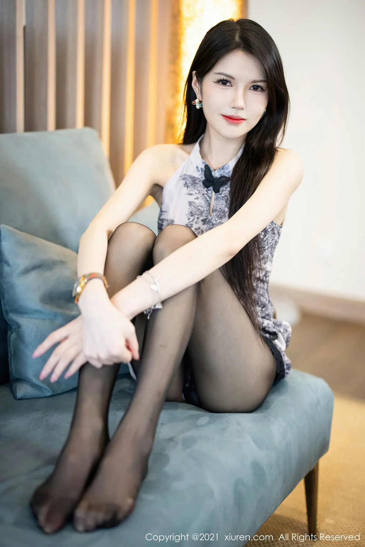XiuRen 秀人 No.3887 古典旗袍 媛媛酱belle 杭州旅拍 - 26
