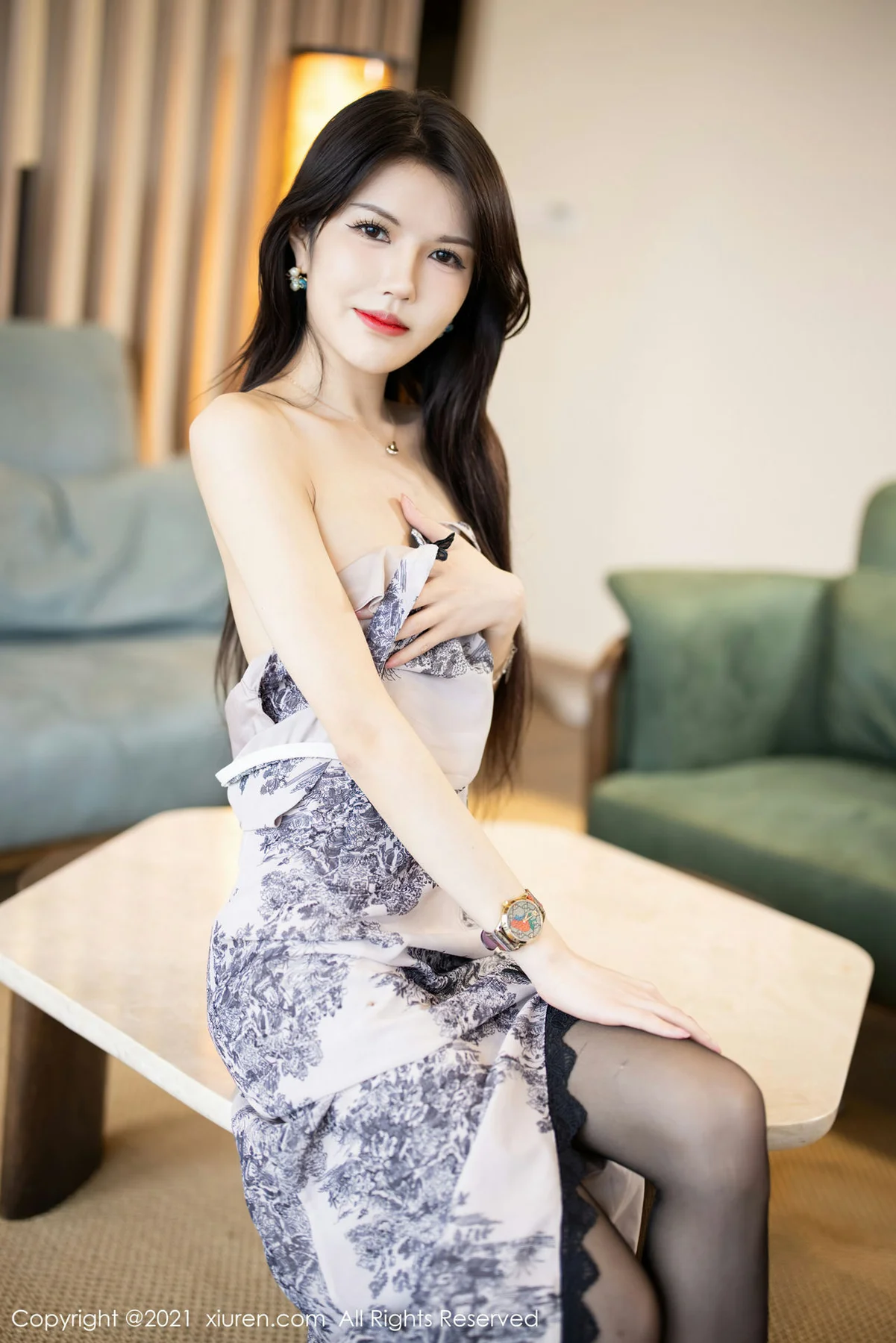 XiuRen 秀人 No.3887 古典旗袍 媛媛酱belle 杭州旅拍 - 38