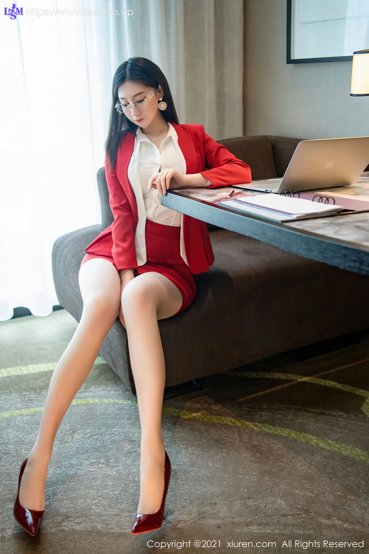 XiuRen 秀人 No.3954 顾乔喃cora 红色制服 - 14