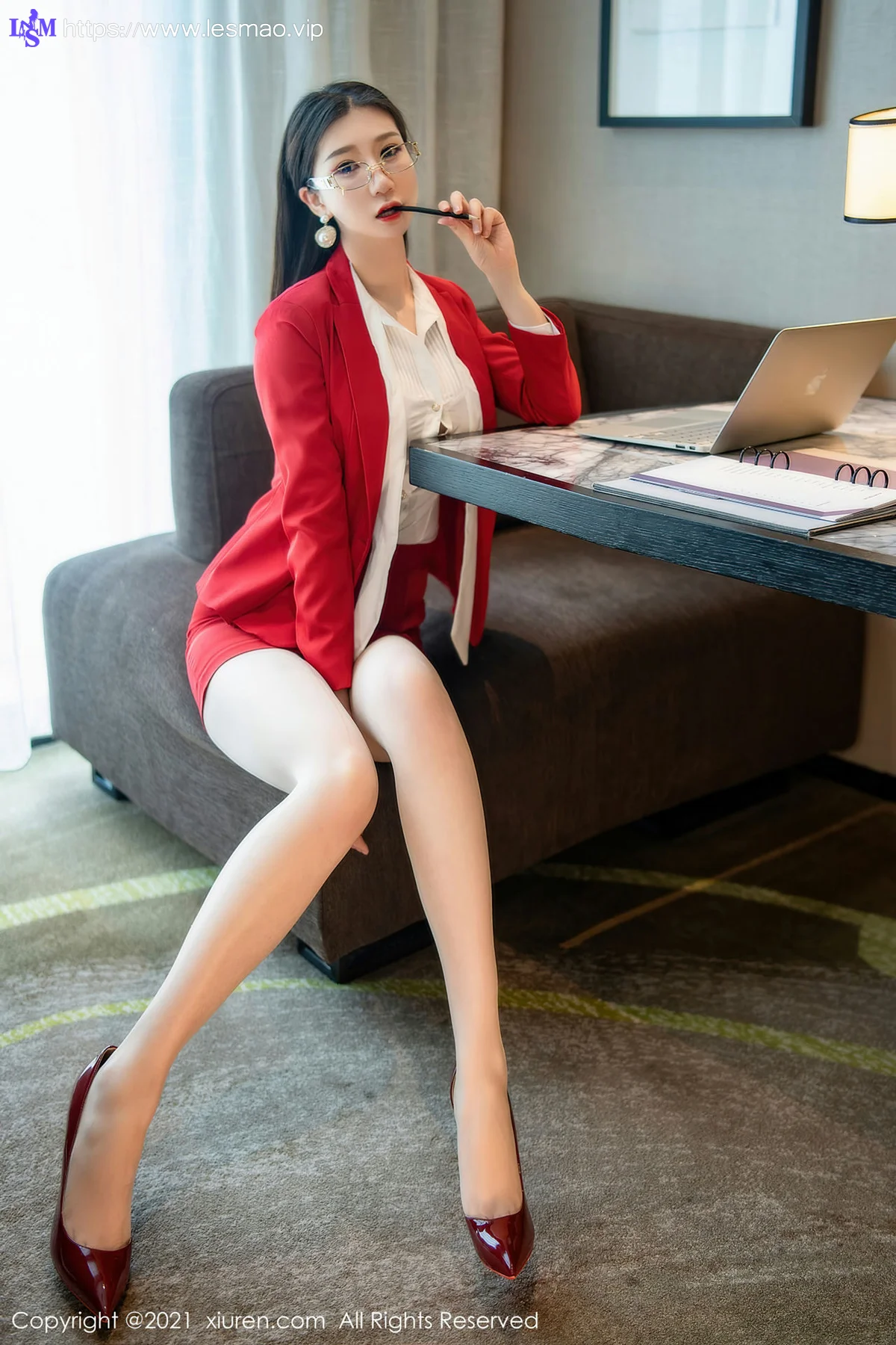 XiuRen 秀人 No.3954 顾乔喃cora 红色制服 - 16