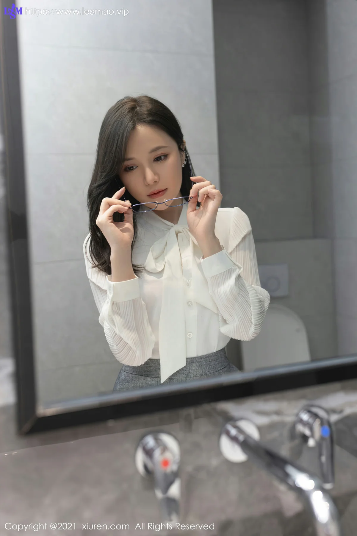 XiuRen 秀人 No.3972 鱼子酱fish 情景写真 - 42