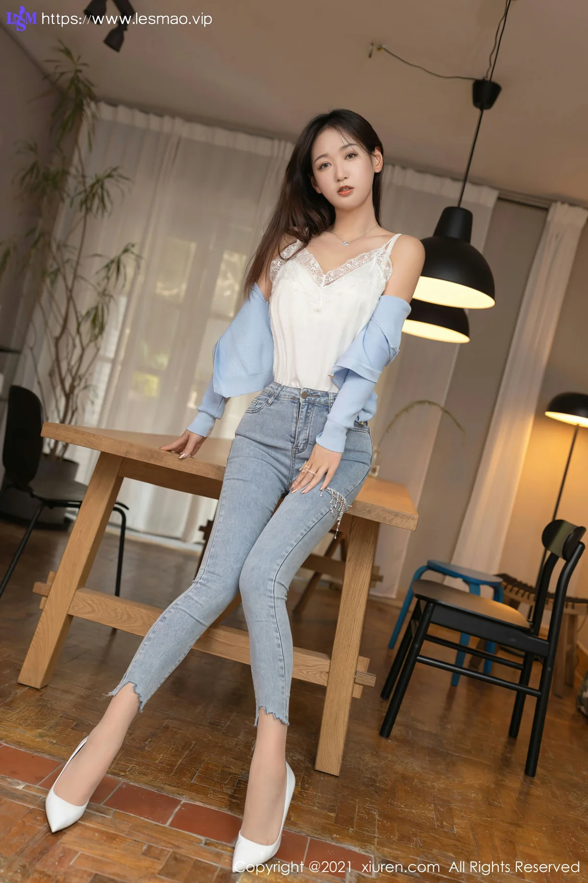 XiuRen 秀人 No.3985 新来舍友主题 唐安琪 性感写真11 - 13